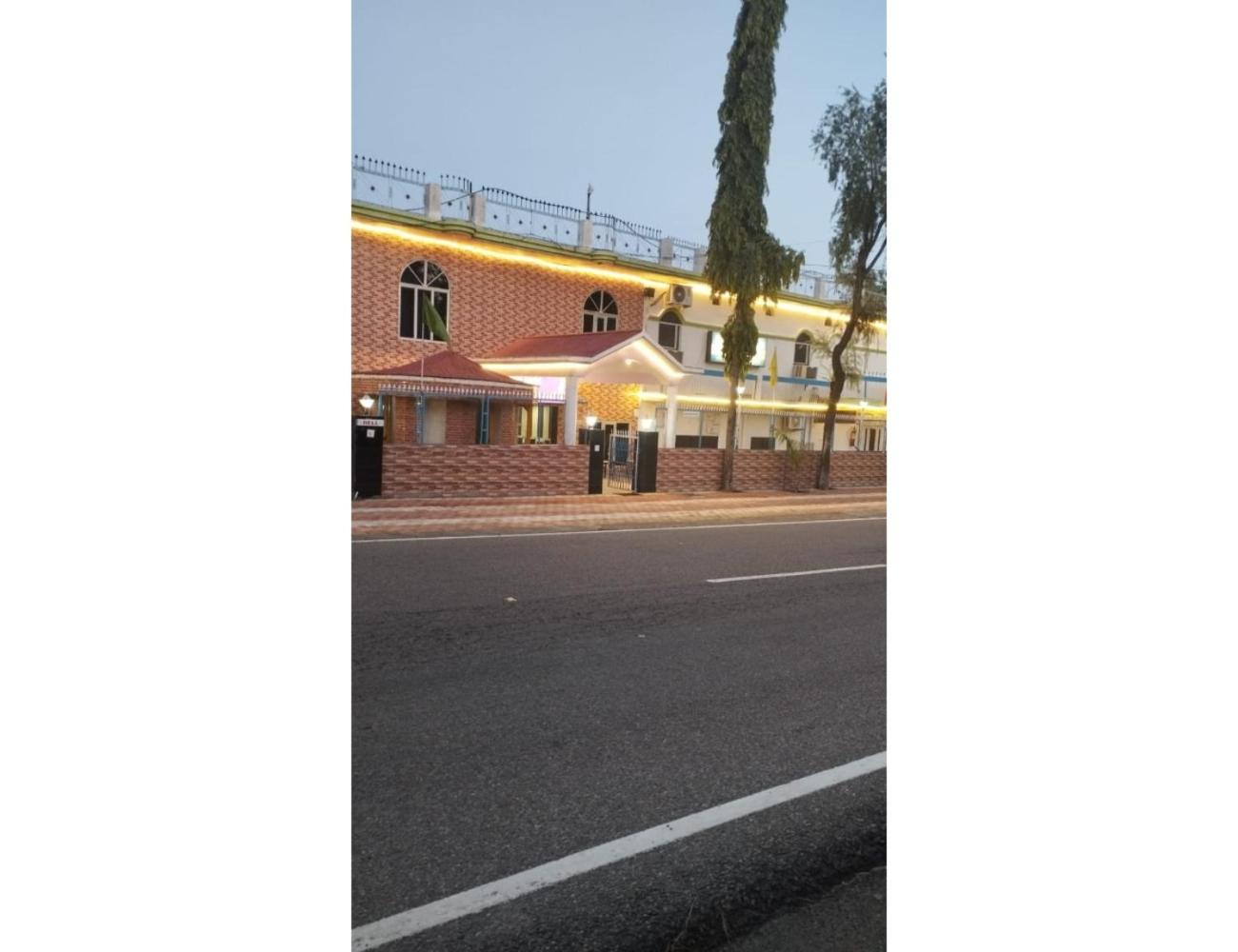Photo 21