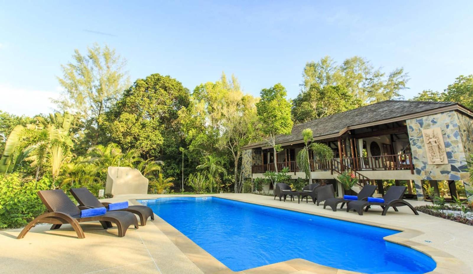 Koh Jum Beach Villas 