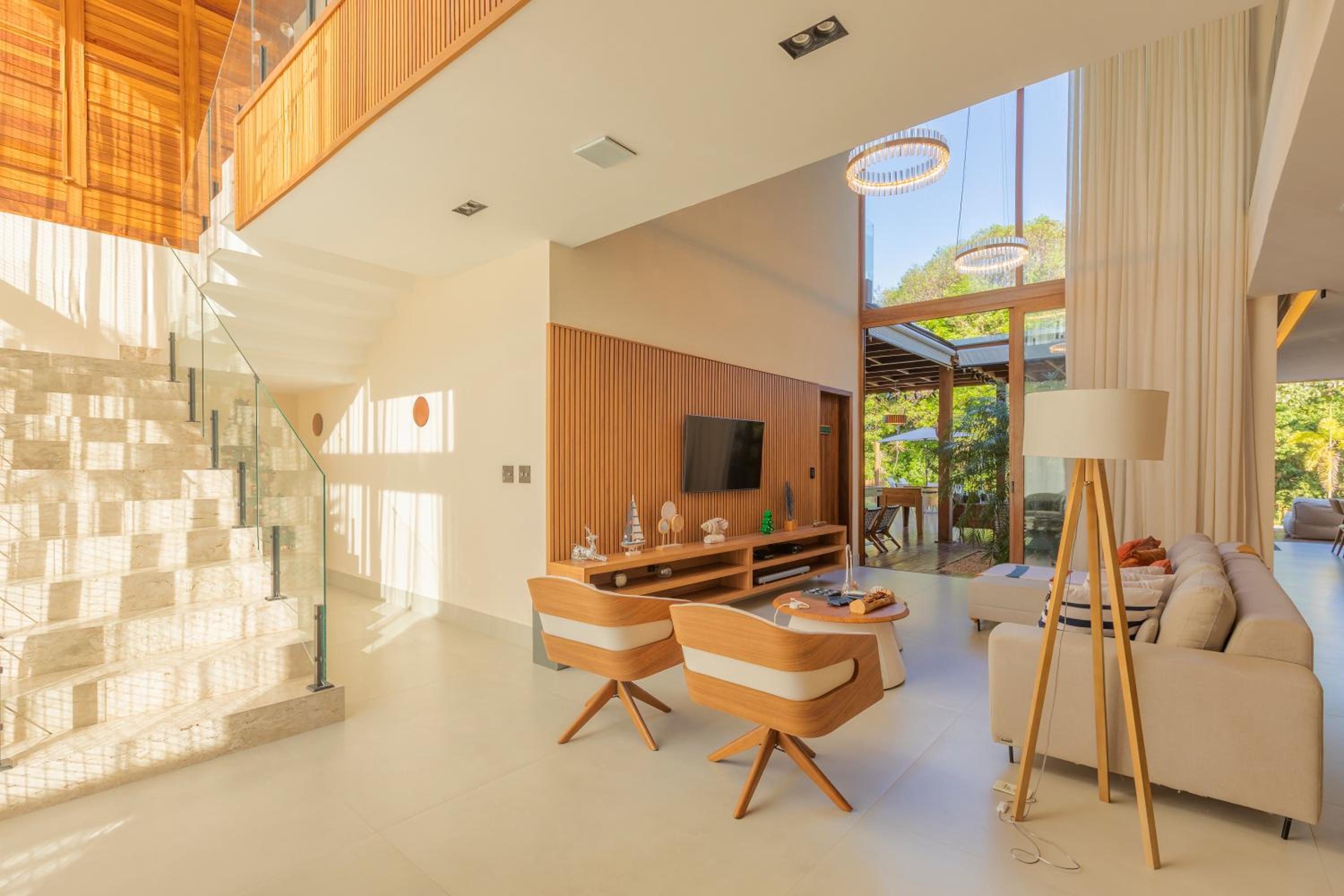 Casa Ofir - Alto Padrão