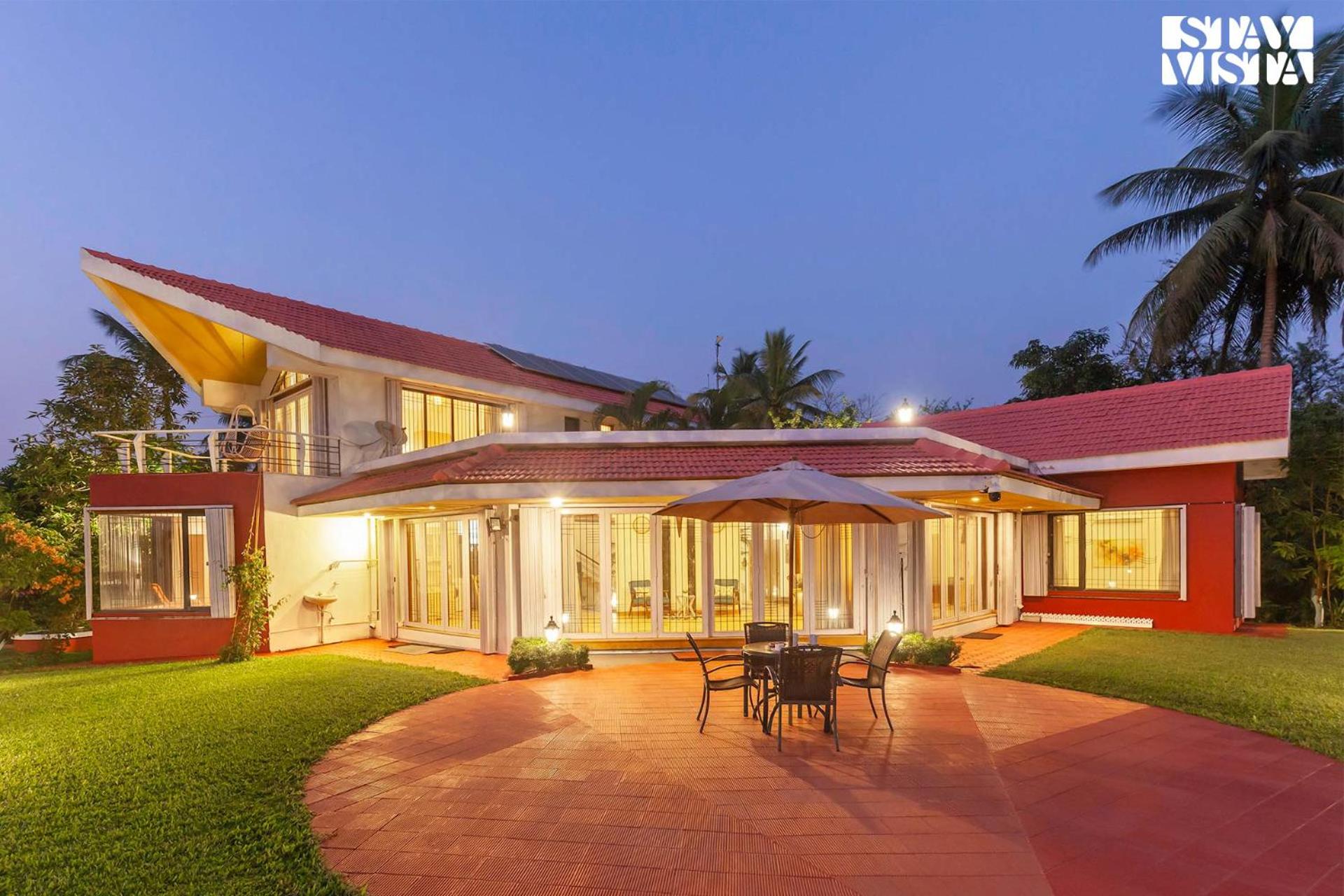 StayVista's Waterway Retreat - Lakeside Oasis with Infinity Pool