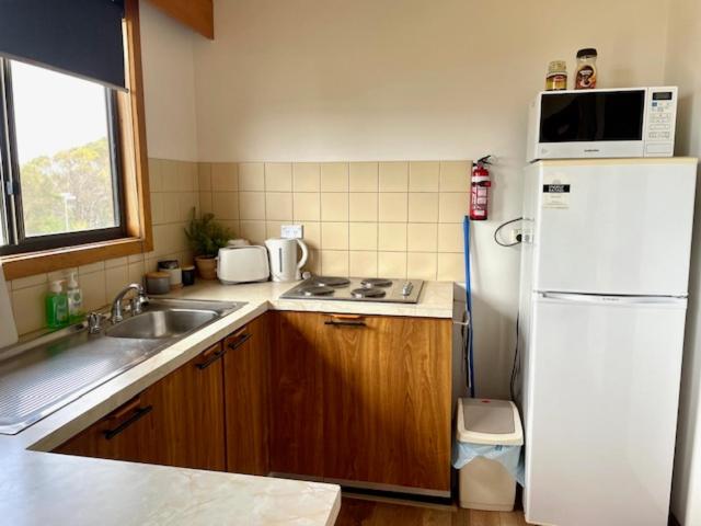 Cooinda Holiday Village Cabins