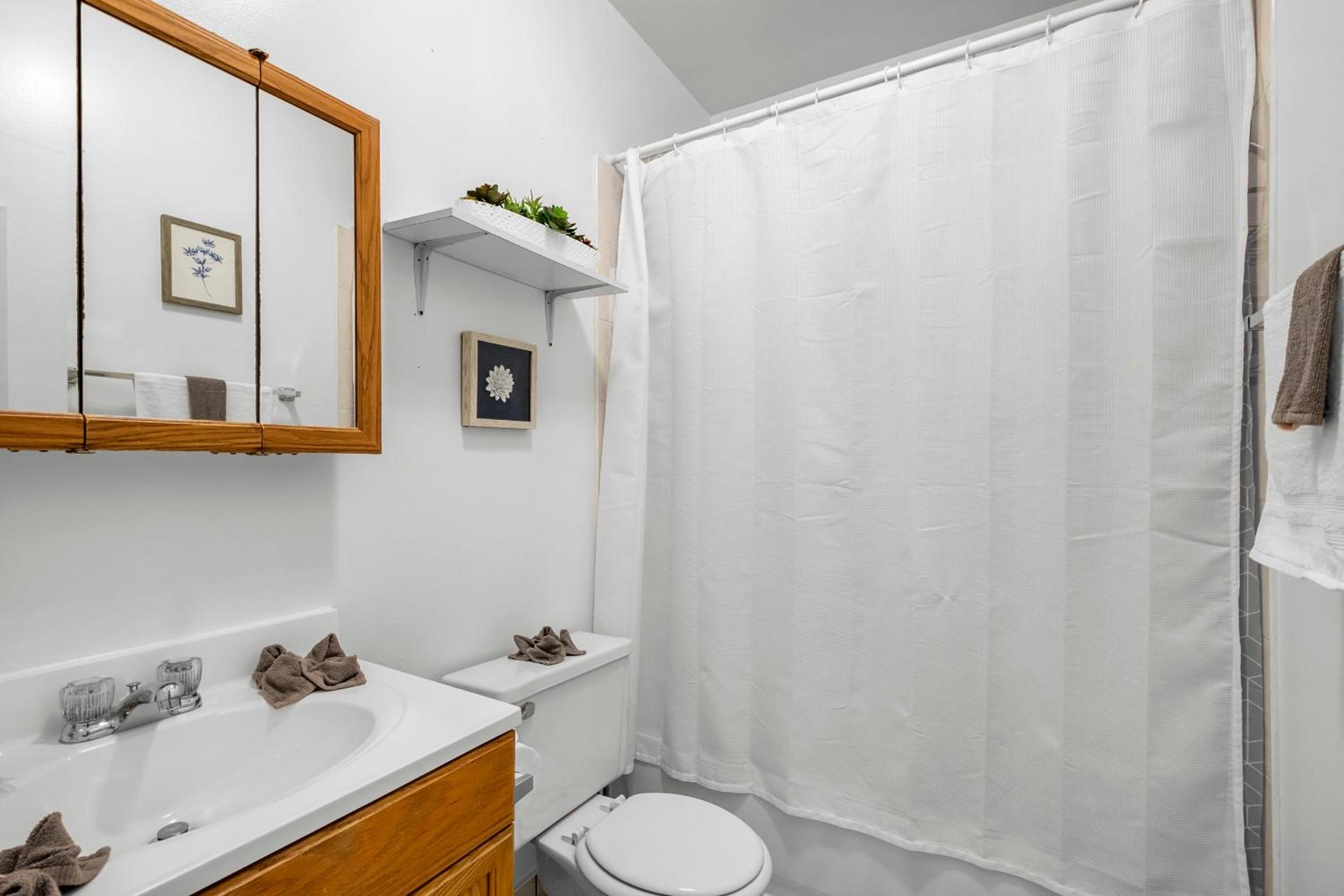 Full Private Studio W Yard