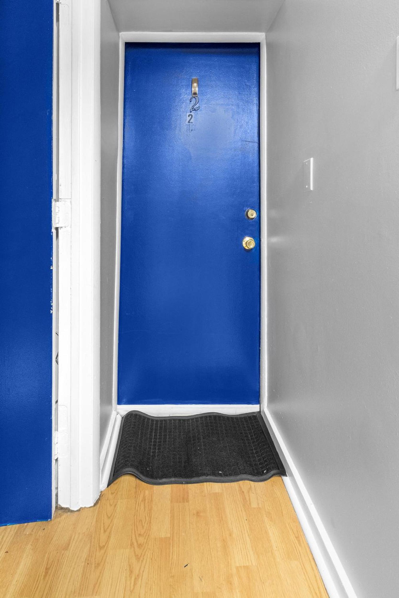 Full Private Studio W Yard