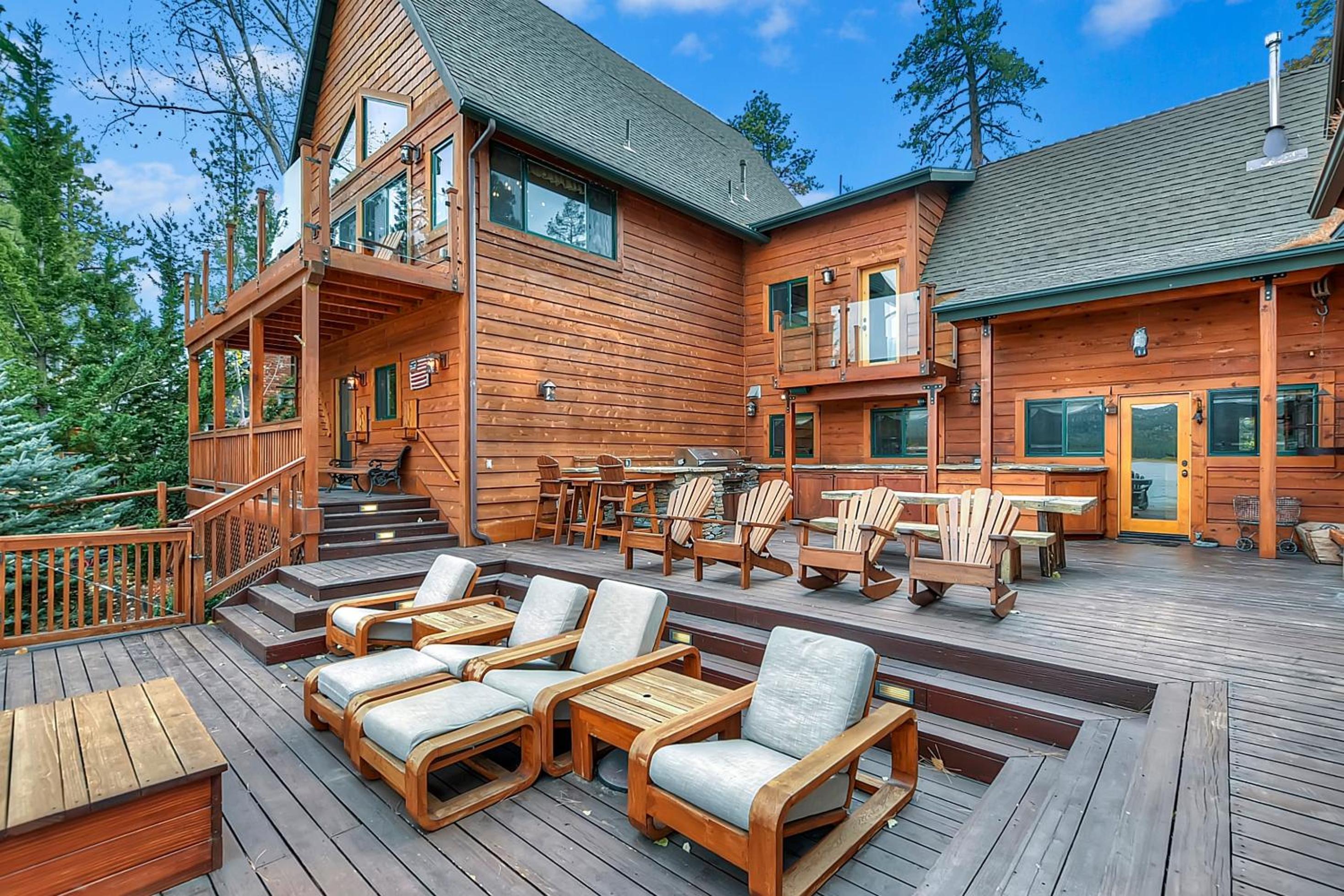 Lakefront Estate w Private Dock HotTub FirePit Lagunita Shores by AvantStay