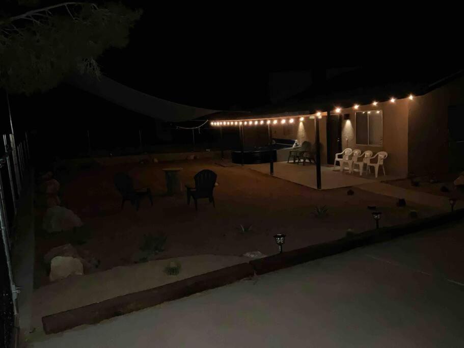 9 mins to JTNP-Games-Firepit-Cowboy pool&Hot tub! view 2