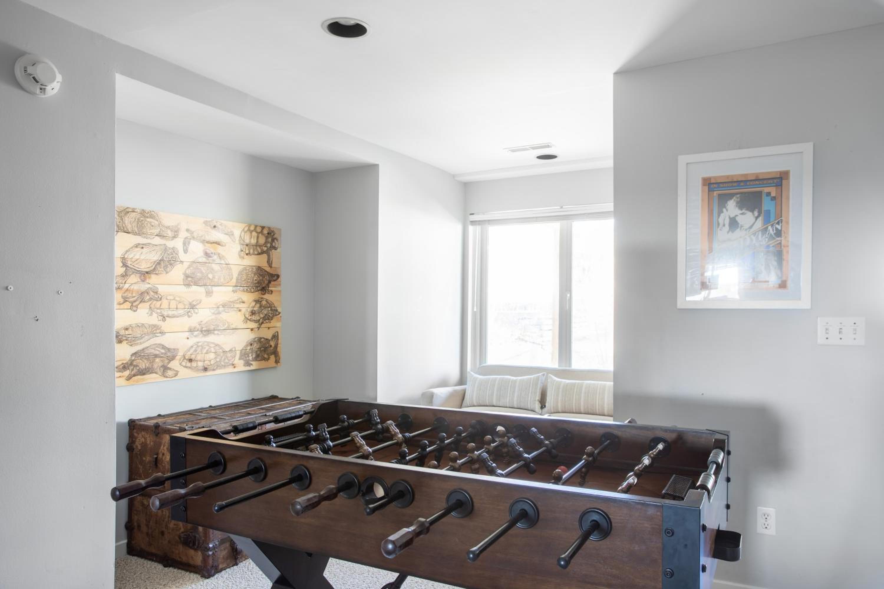 Lighthouse by AvantStay Beachfront View Home w Pool Table Ping Pong