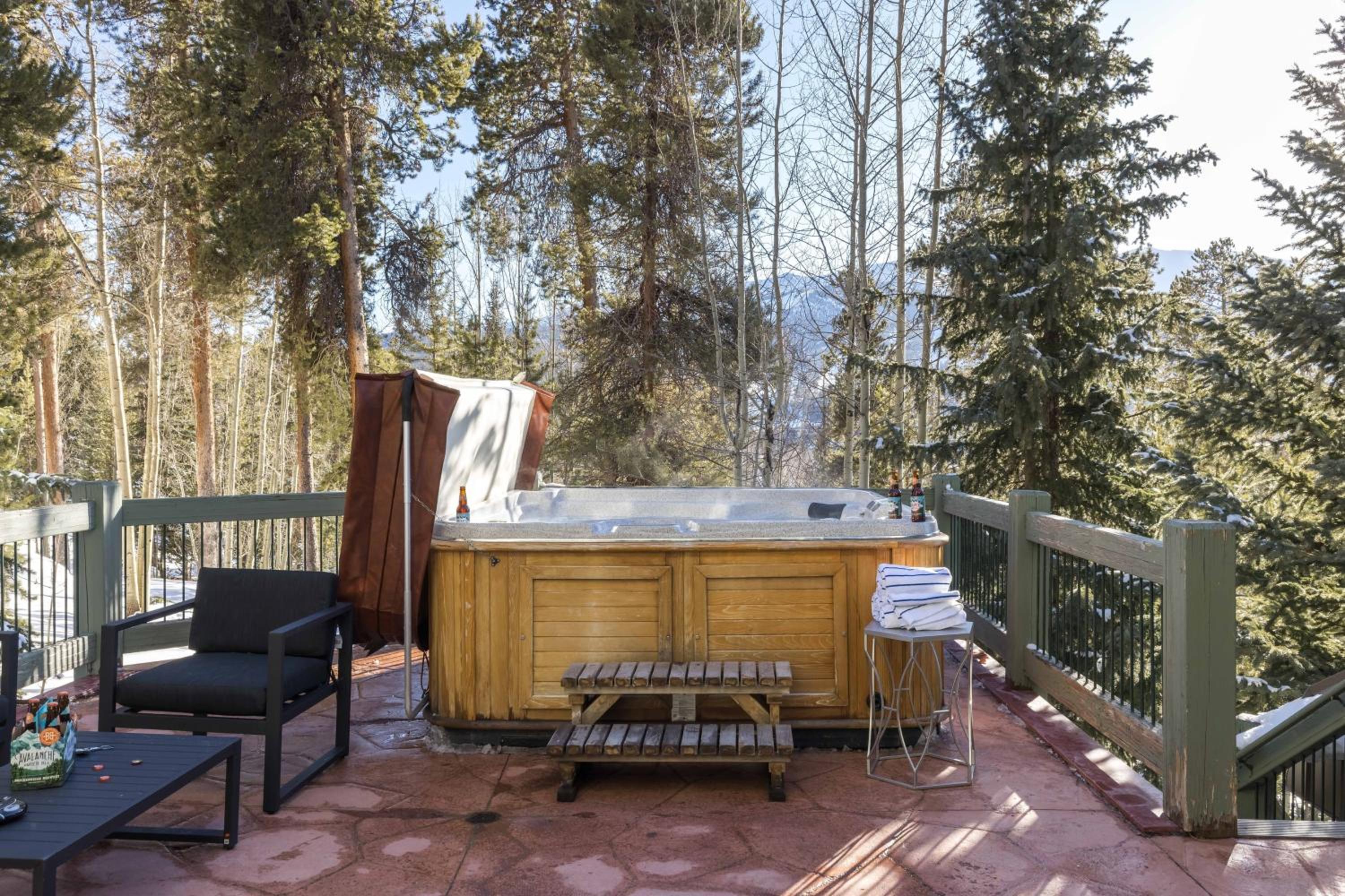 Frontier by AvantStay Incredible Mtn Views Hot Tub Gorgeous Breckenridge Home Close to Slopes