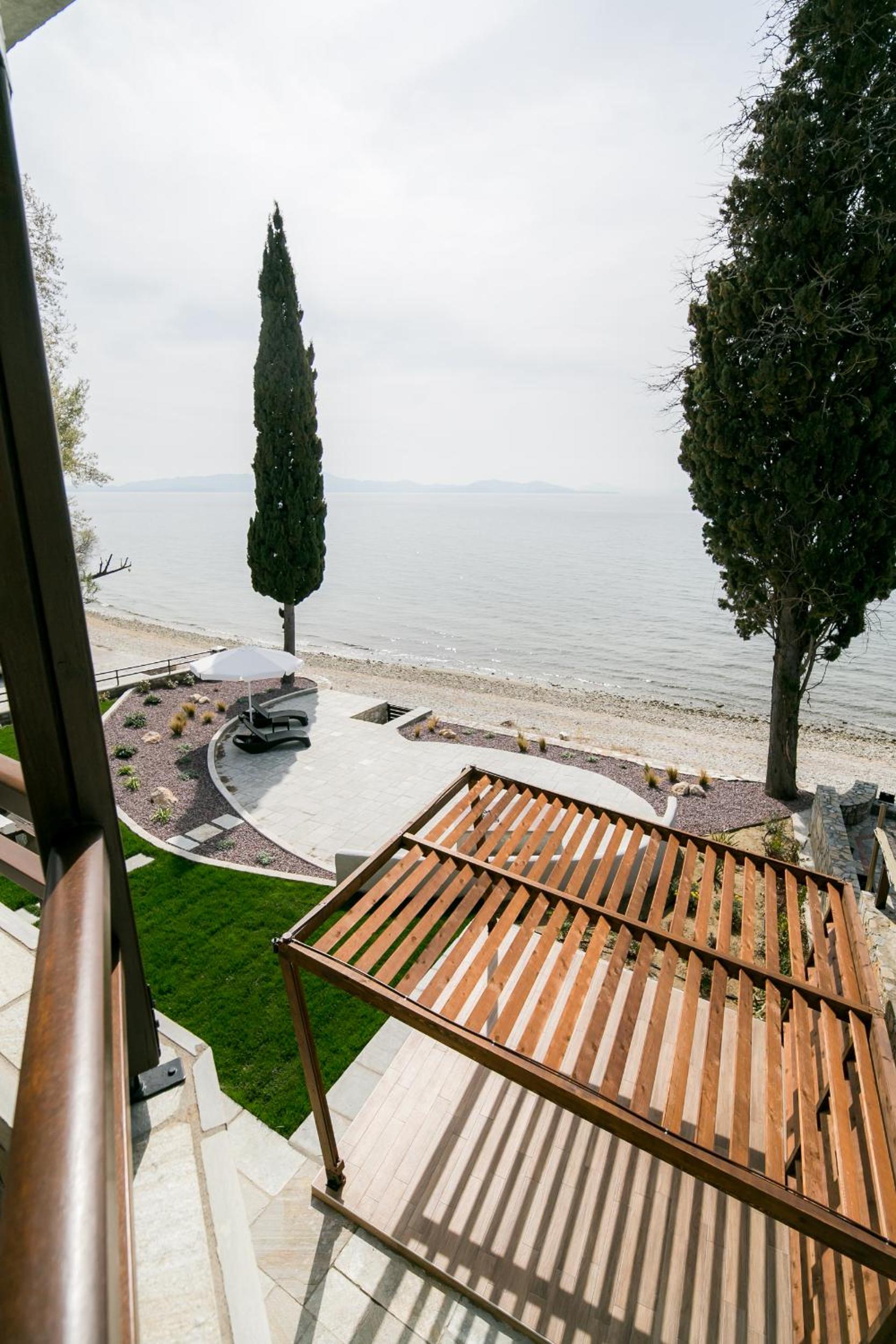 Mermaid Beachfront Villa