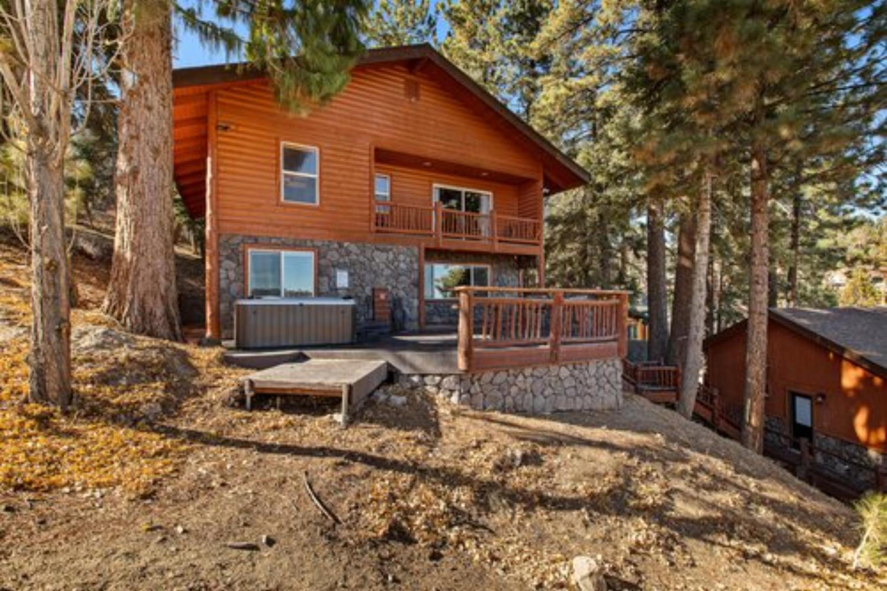 Gorgeous Ski In Ski Out Home w Game Room Hot Tub Clover by AvantStay