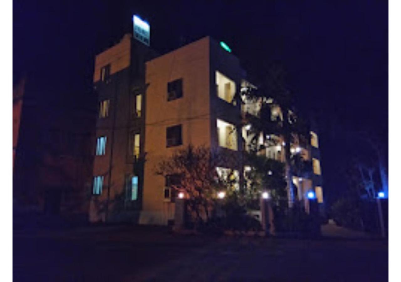 Photo 9