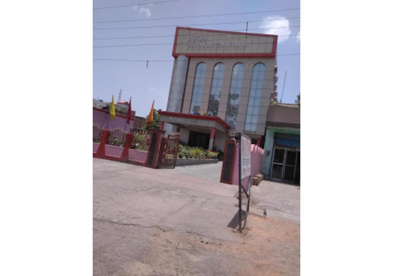 Hotel Shri Ram International Varanasi view 3