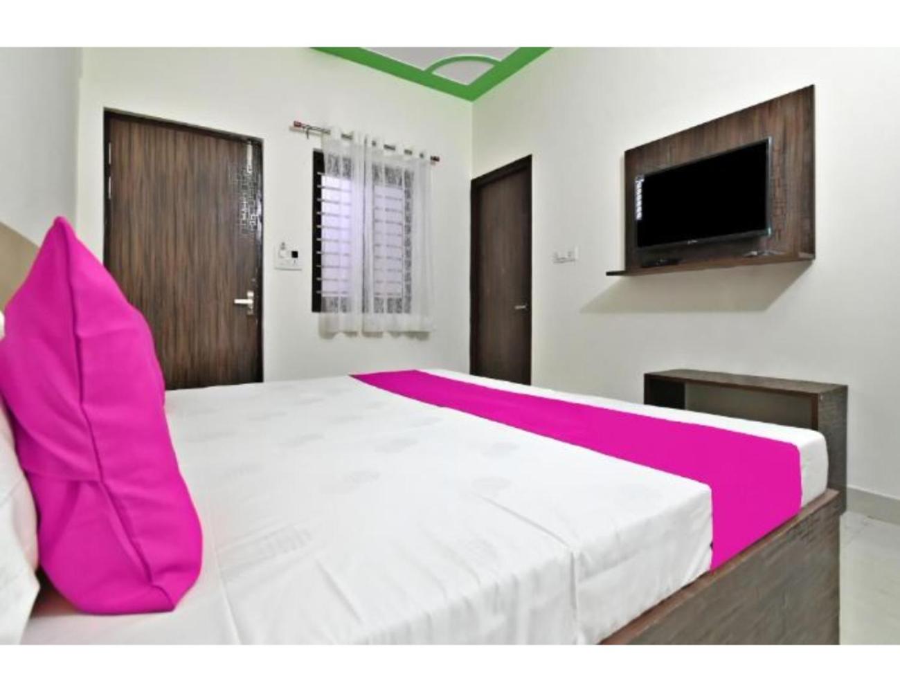 Hotel Raj Inn, Agra
