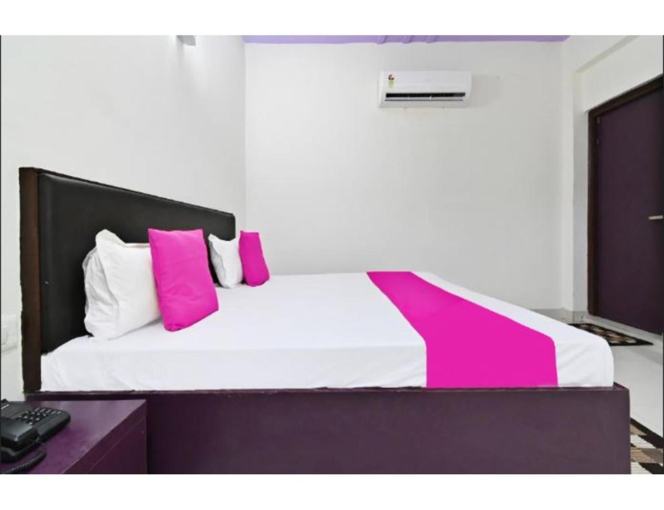 Hotel Raj Inn, Agra