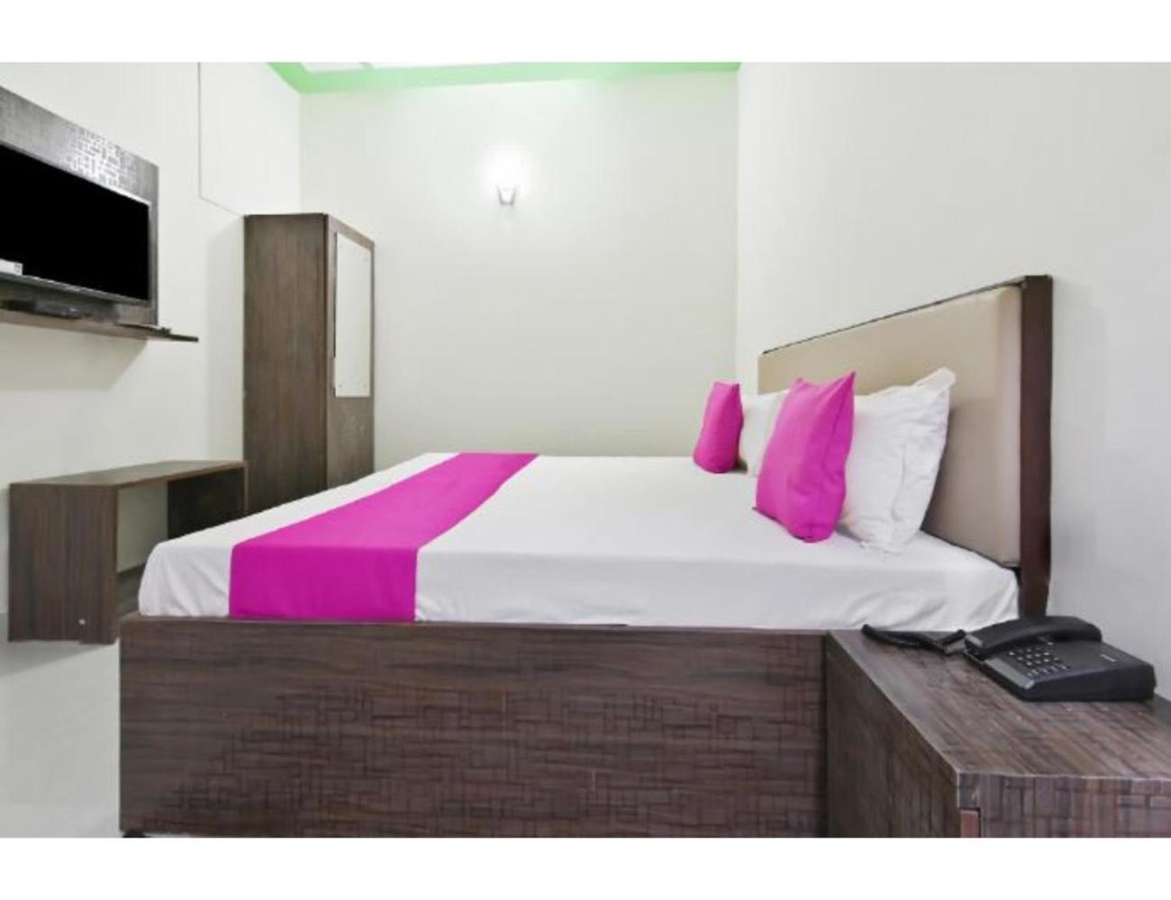 Hotel Raj Inn, Agra