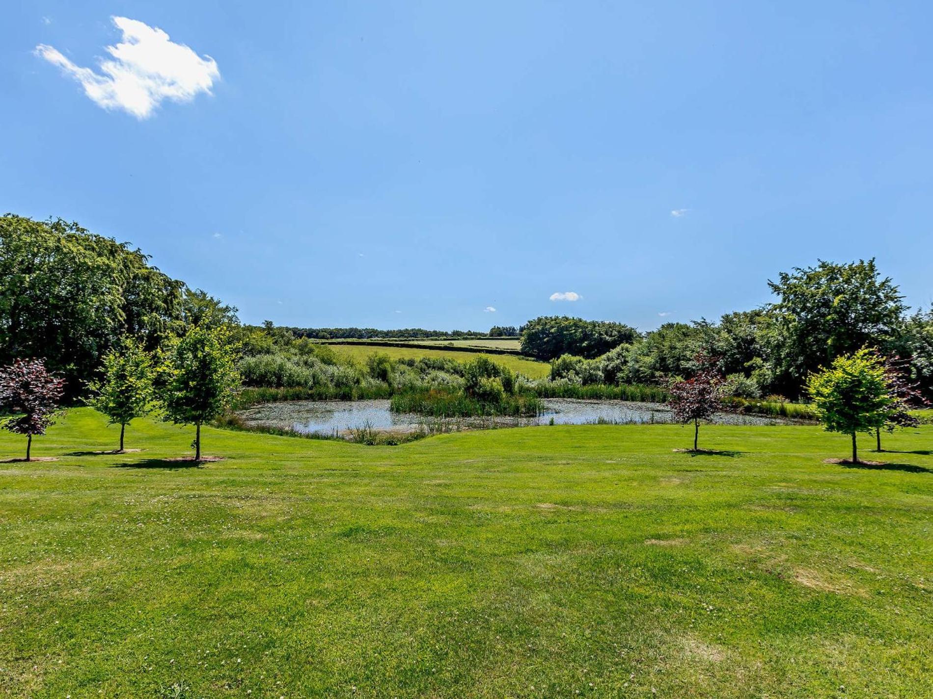2 Bed in Watchet OLDHI view 2