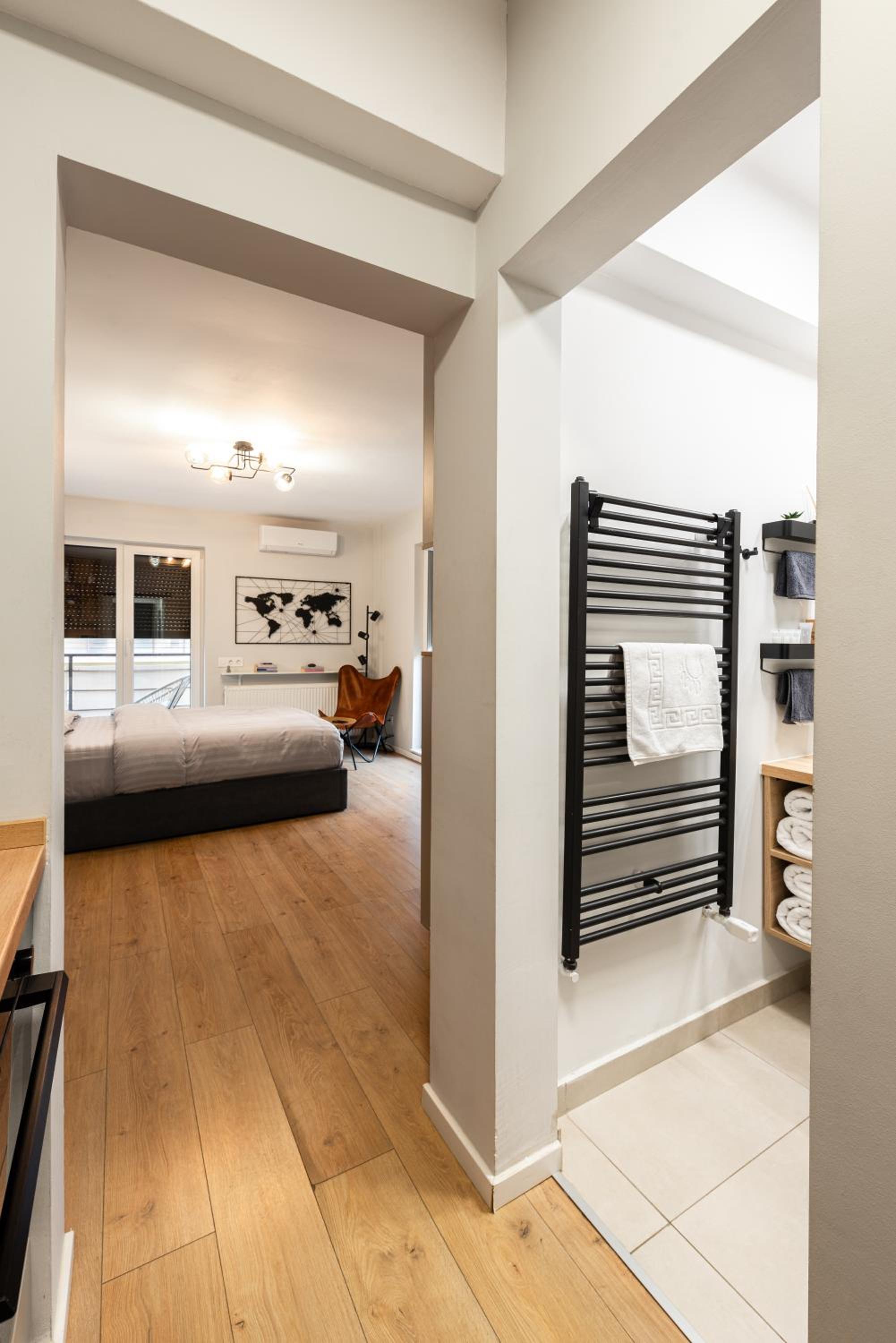 CLUJSTAYS Urban Studio near Iulius Mall view 5