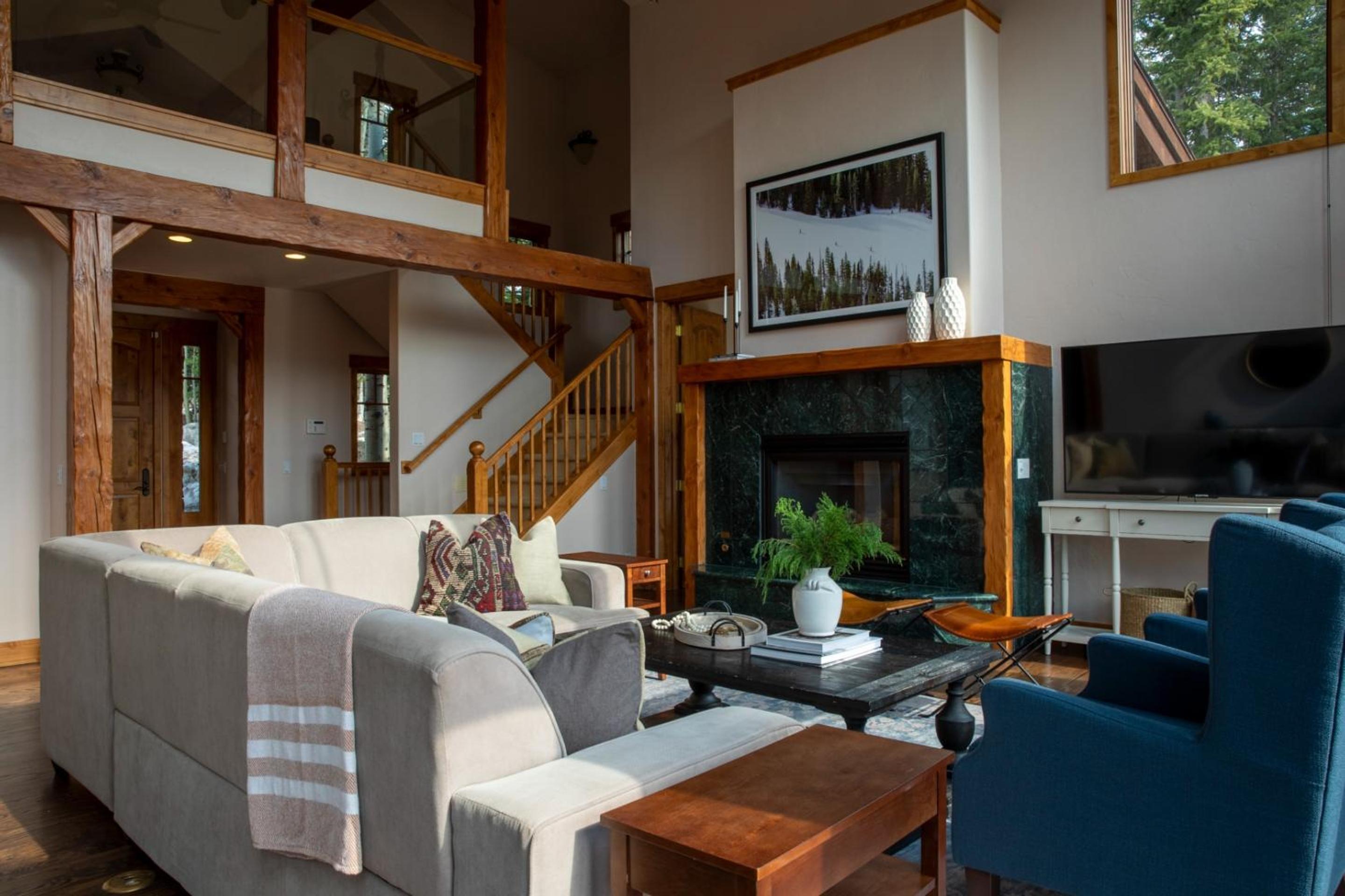 Zendo by AvantStay Serene Mountain Abode w Hot Tub Views