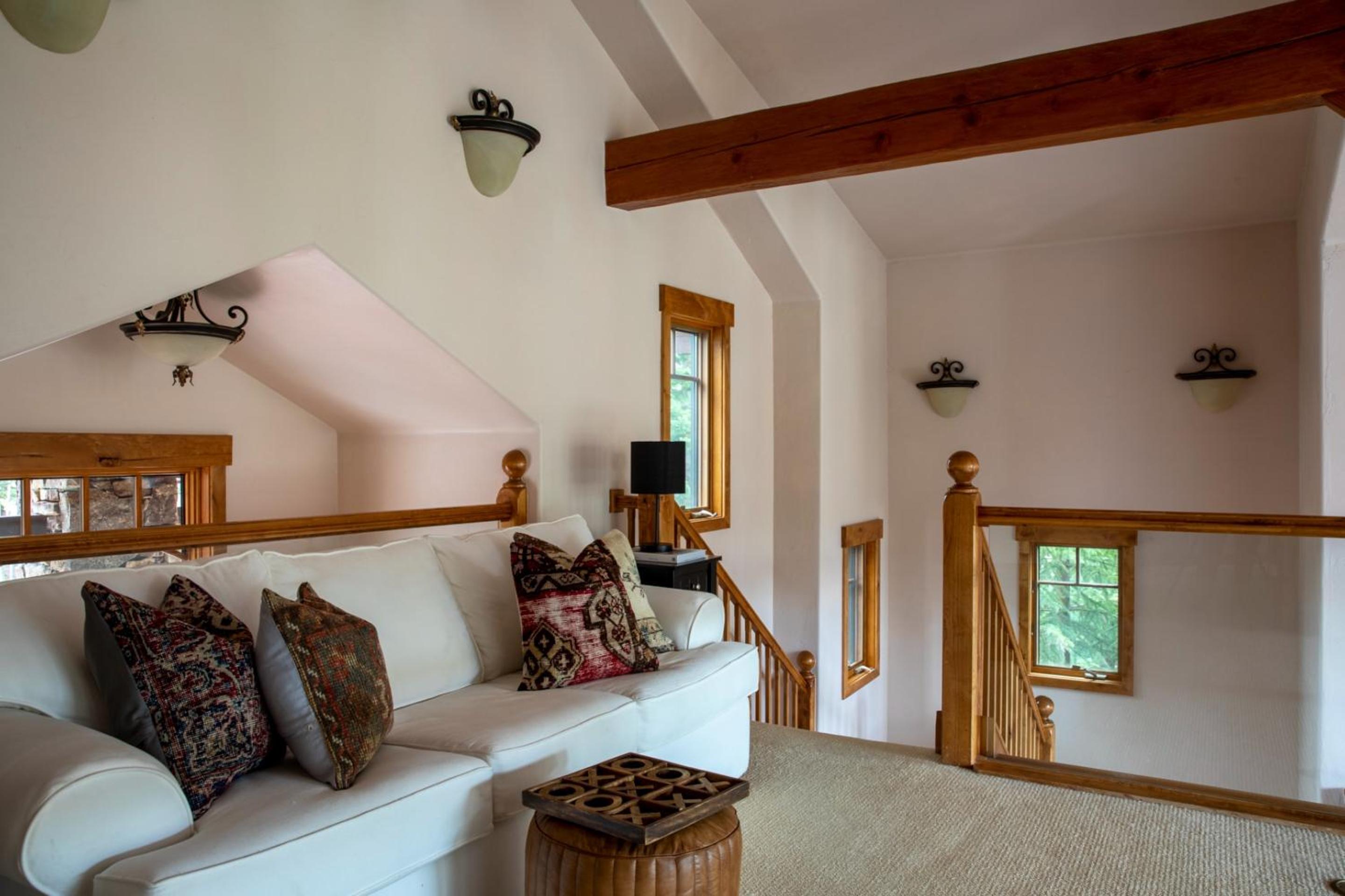 Zendo by AvantStay Serene Mountain Abode w Hot Tub Views