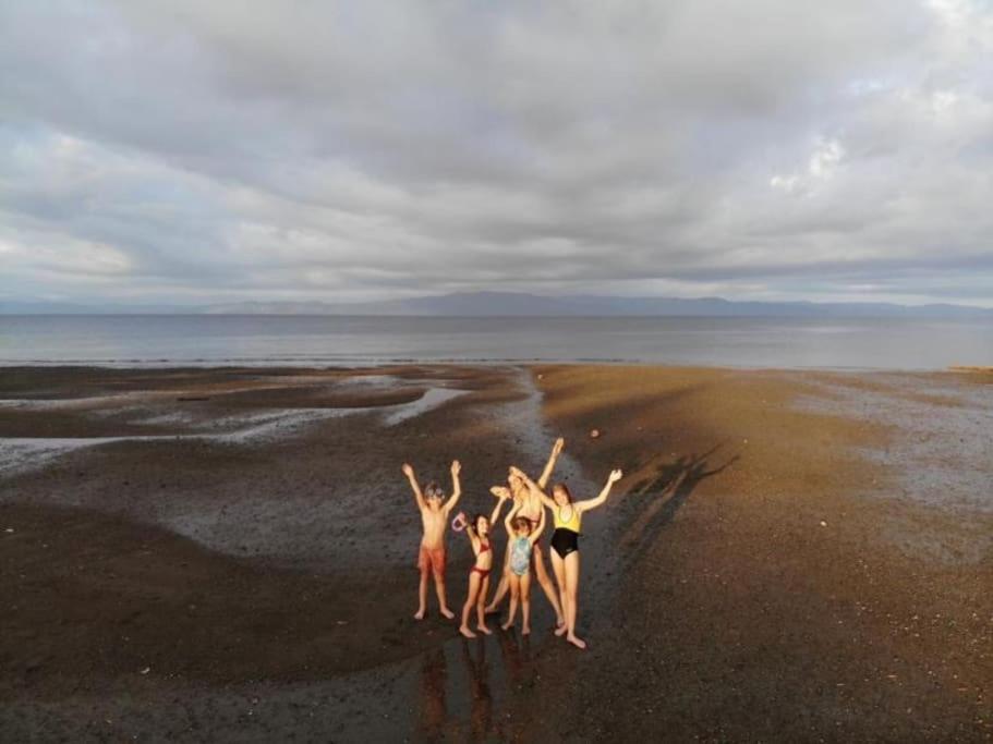 Eco Lodge near Corcovado, 400m to Beach on a Peaceful Private Reserve