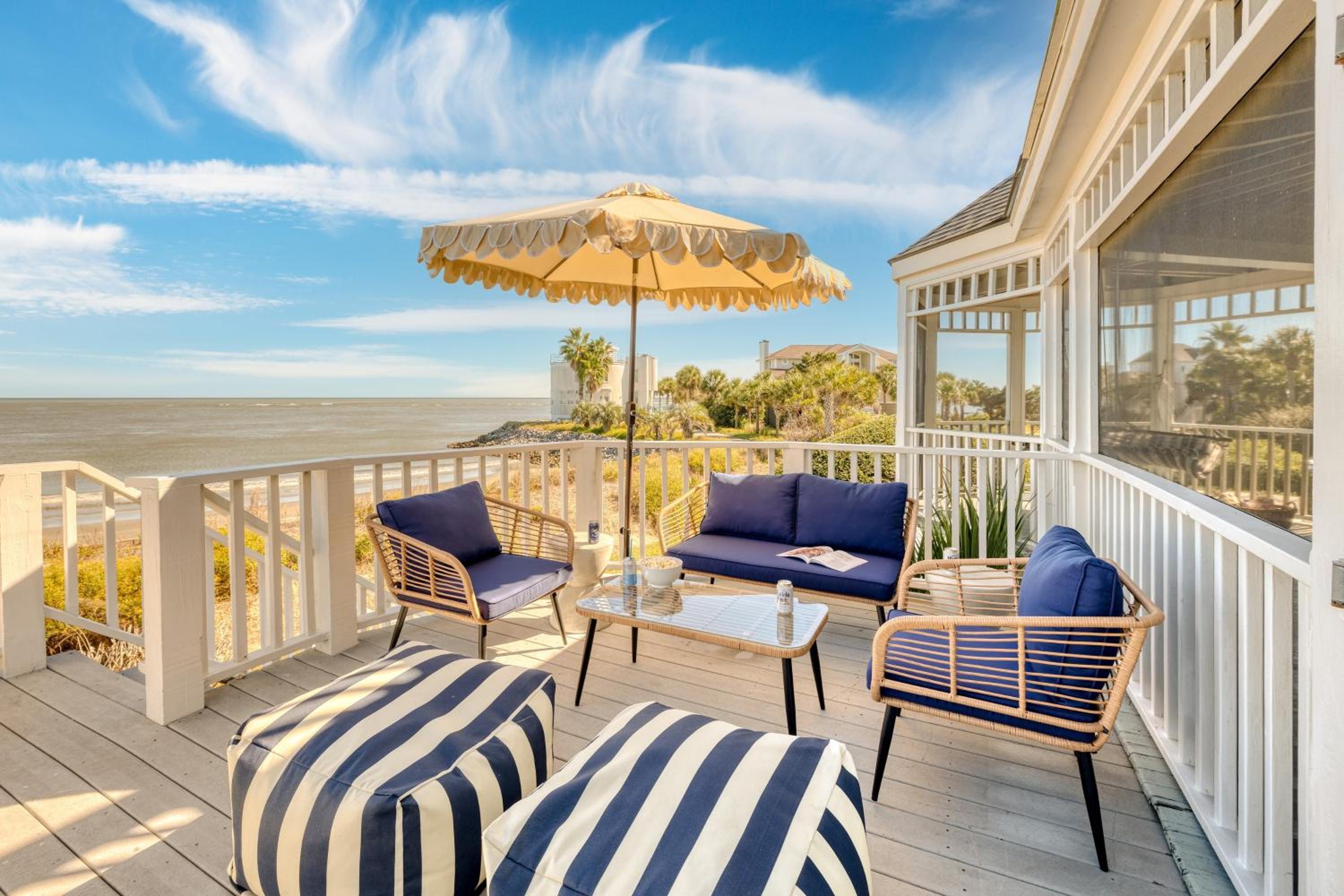 Haven by AvantStay Luxury Beachfront Home w Pool Gorgeous Patios