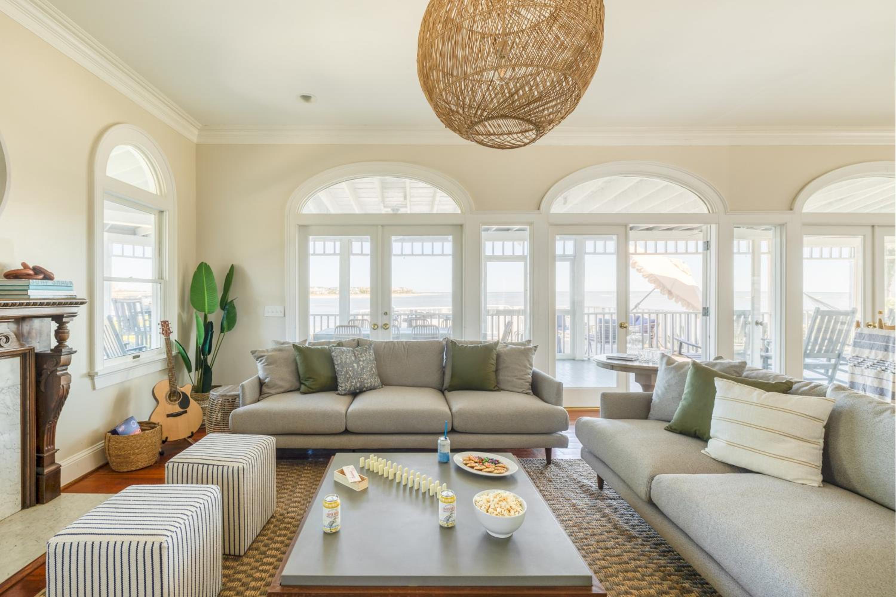 Haven by AvantStay Luxury Beachfront Home w Pool Gorgeous Patios