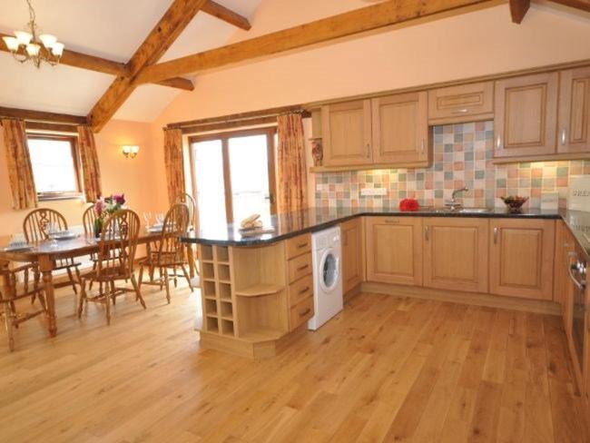Fentrigan Manor Farm & Holiday Cottages