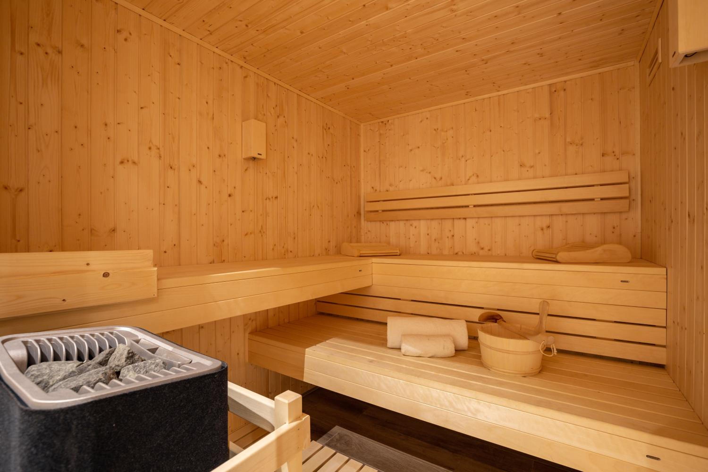 Chalets d'en haut - Bonheur - Happy Rentals view 2