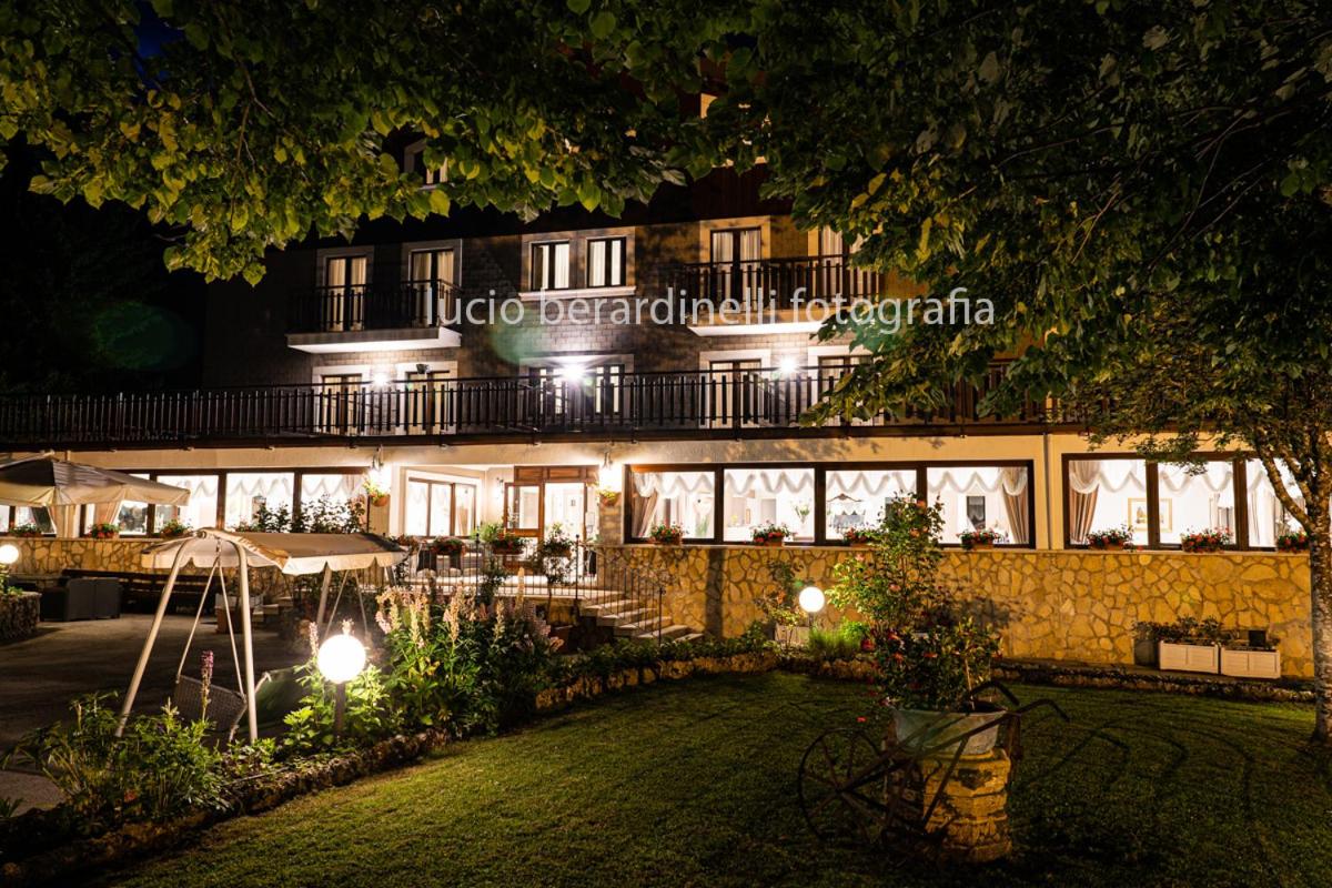 Hotel Edelweiss - Image 1