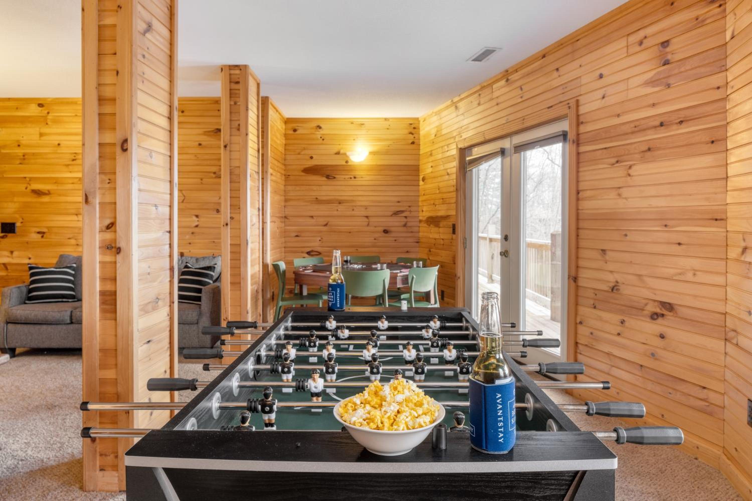 Leyland by AvantStay Cabin Mansion w Views