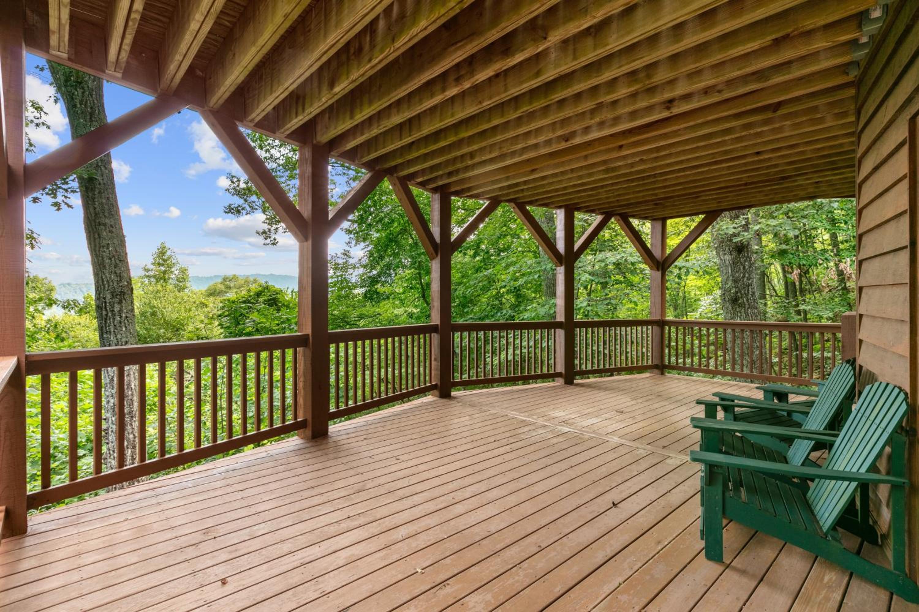Leyland by AvantStay Cabin Mansion w Views