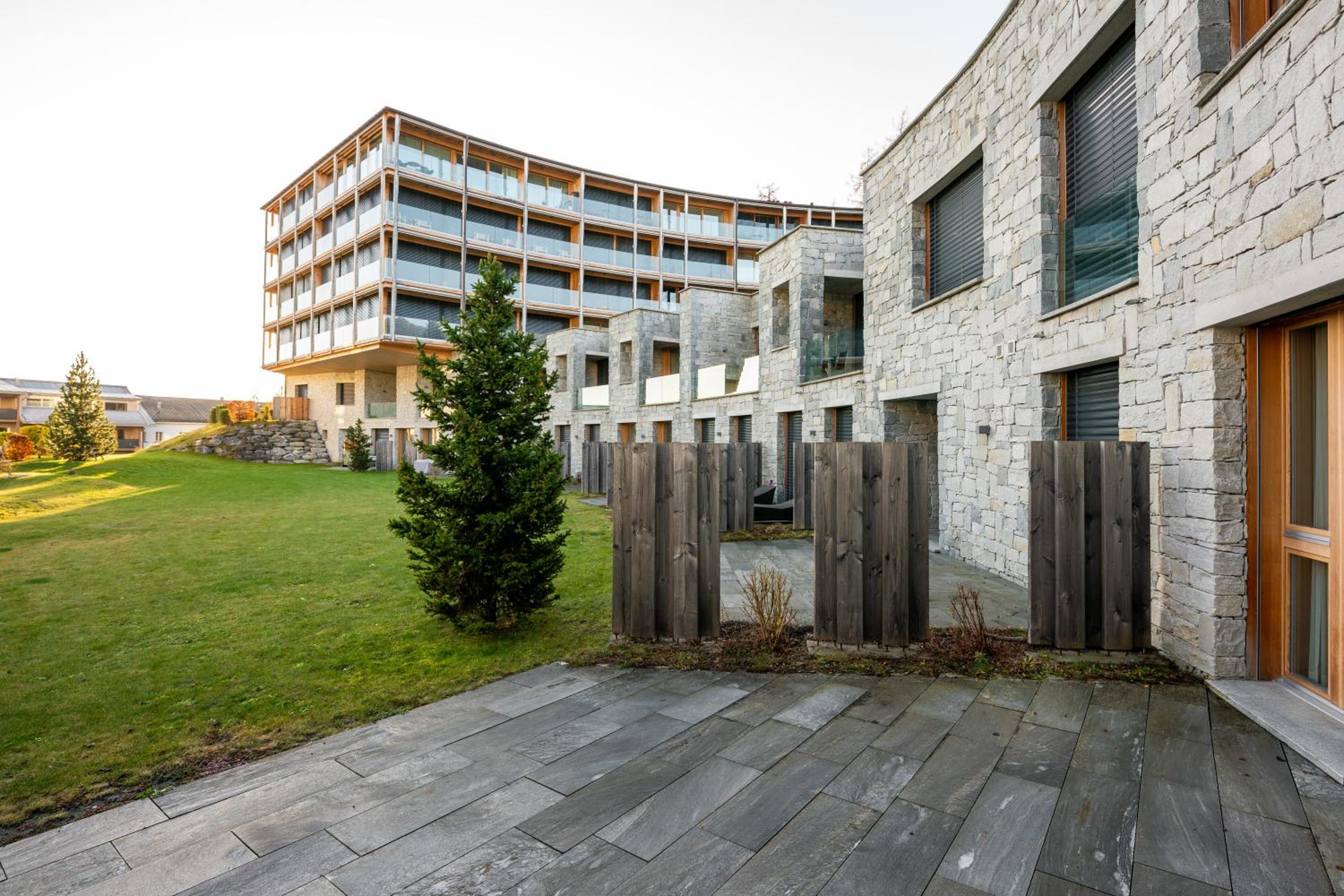 Edelweiss Mountain Suites 02-06