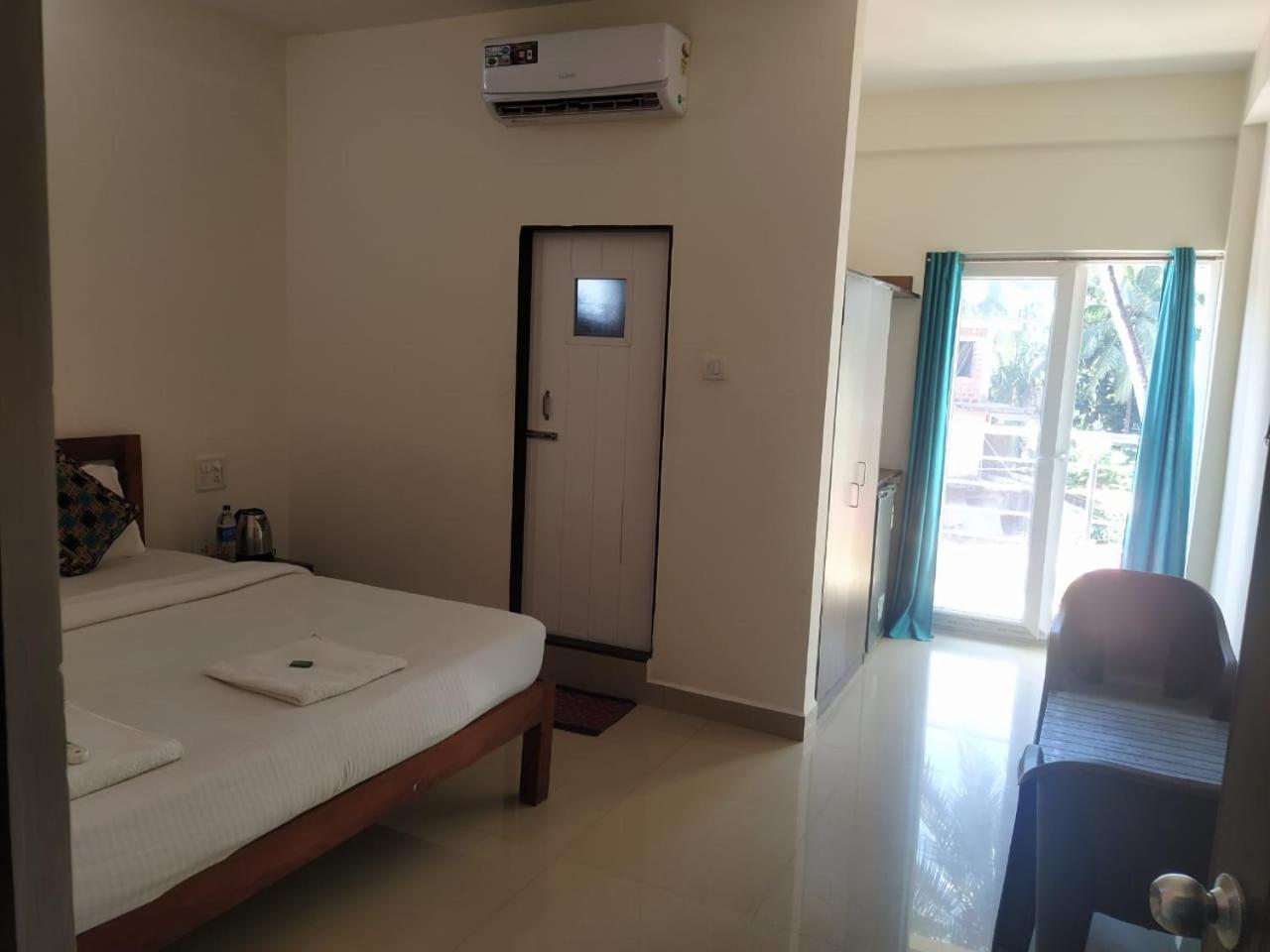 Hotel Baga inn view 4