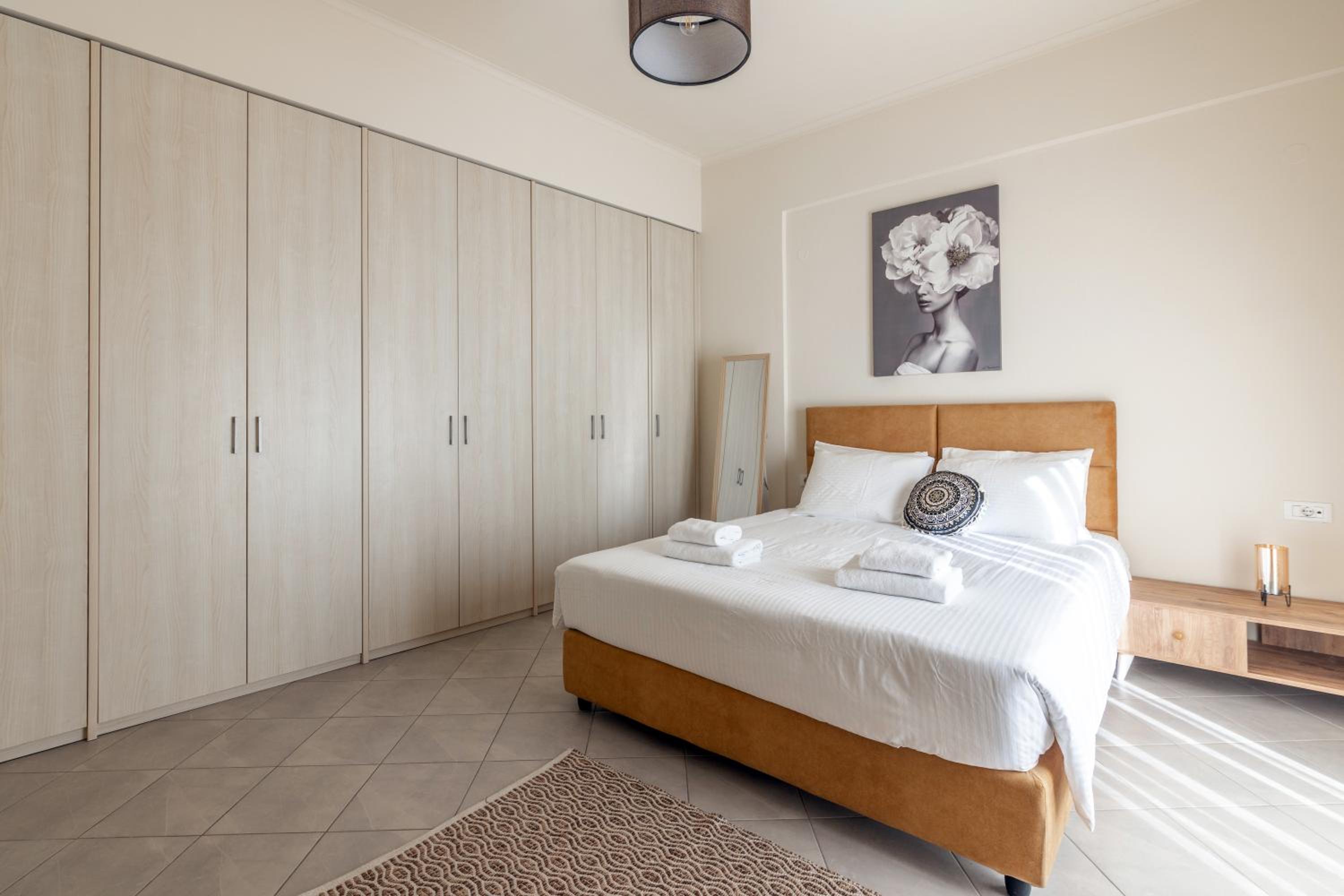 Zephyrus Cityscape Condo,By IdealStay Experience