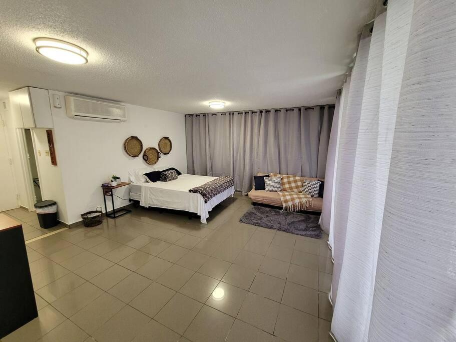 Coral Beach Studio w/ Ocean View view 4