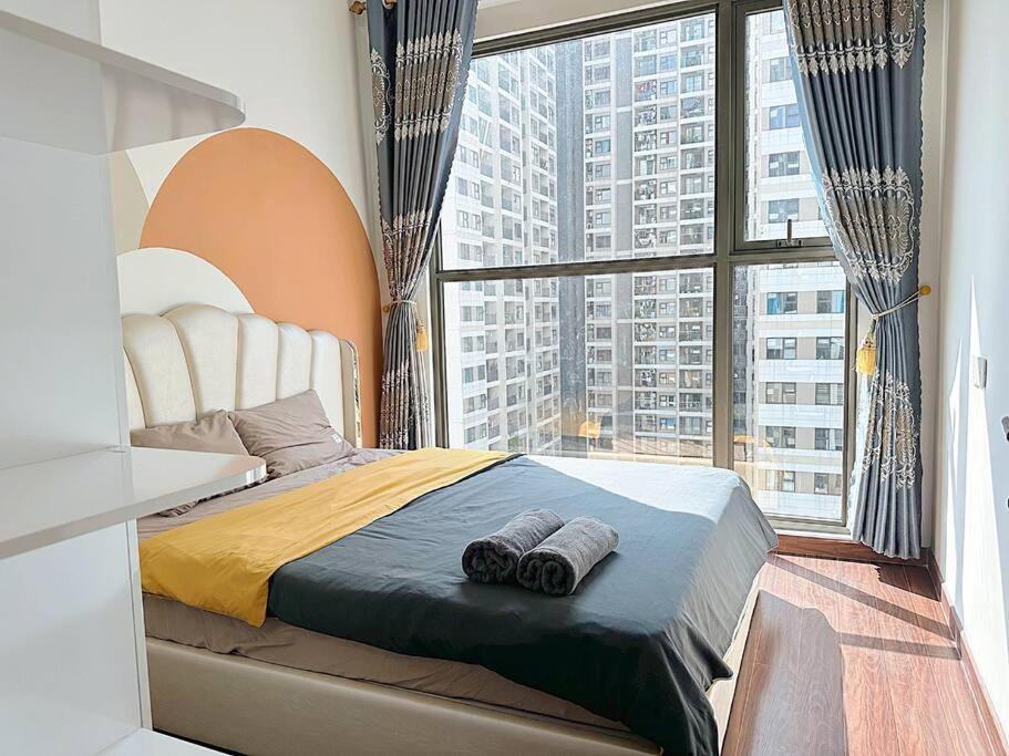 Apt 3BR w/Sea View & Pool Access view 2
