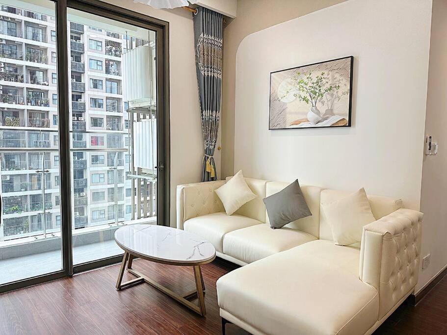 Apt 3BR w/Sea View & Pool Access view 3