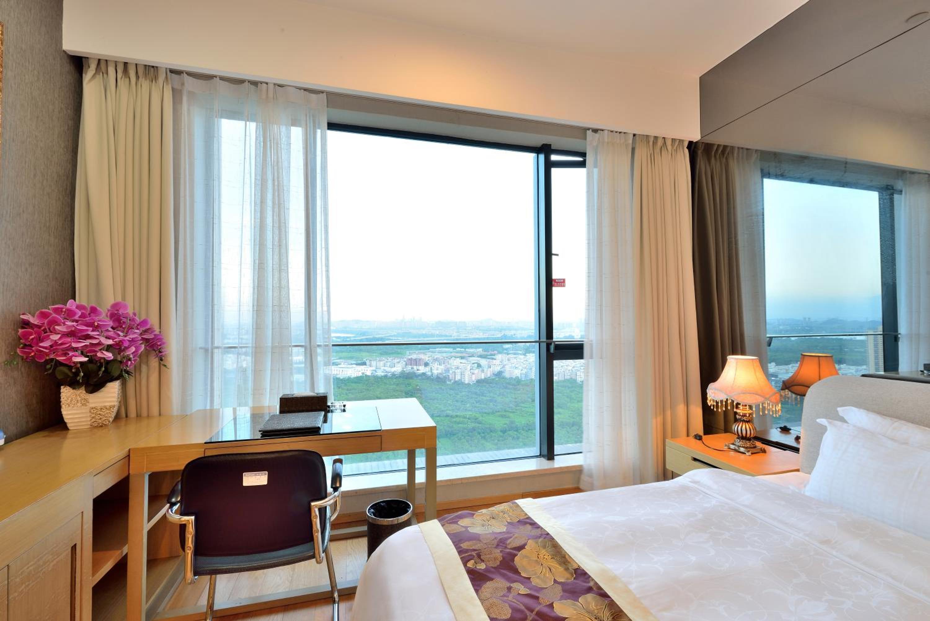 HeeFun Apartment GZ -Poly World Trading Center