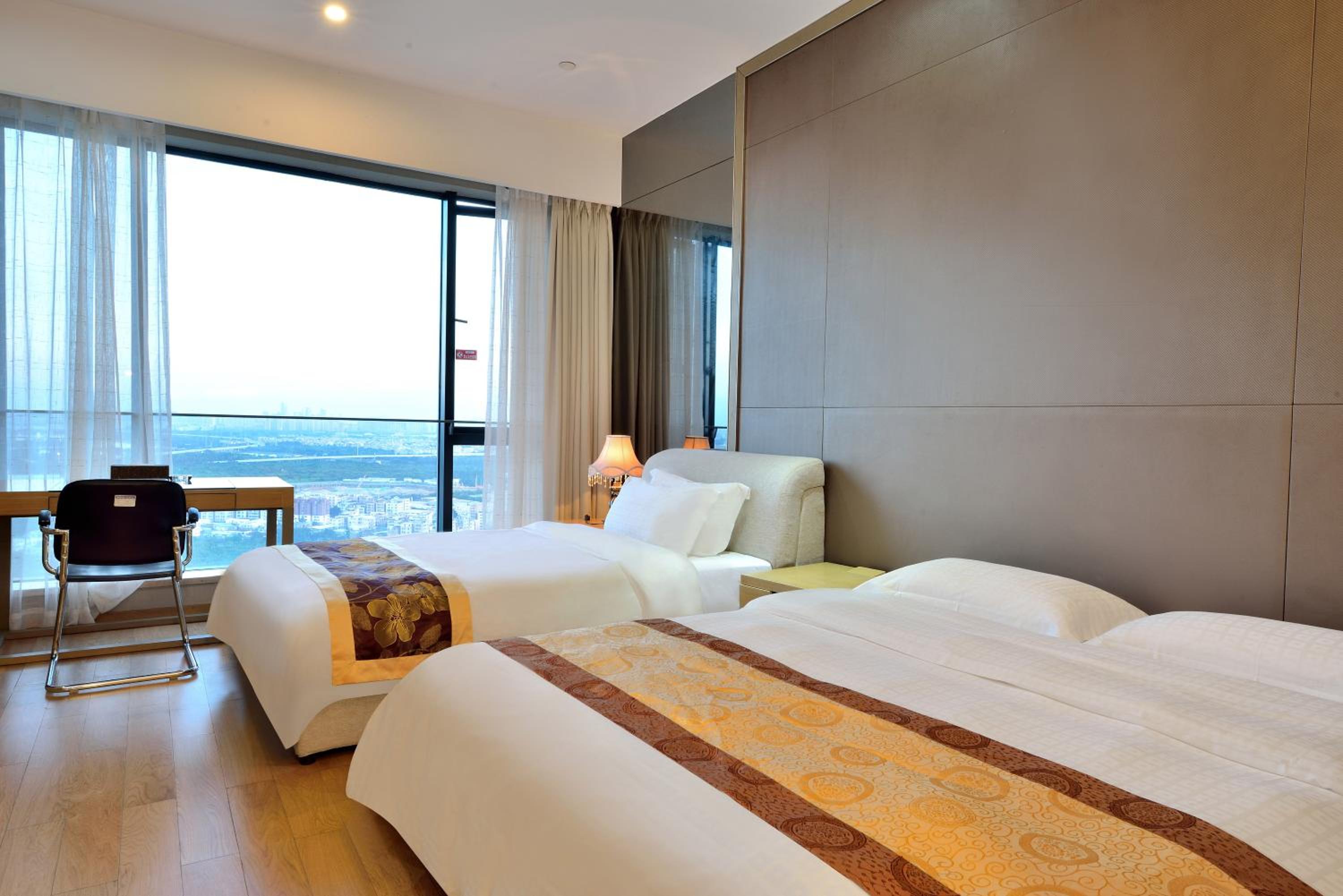 HeeFun Apartment GZ -Poly World Trading Center