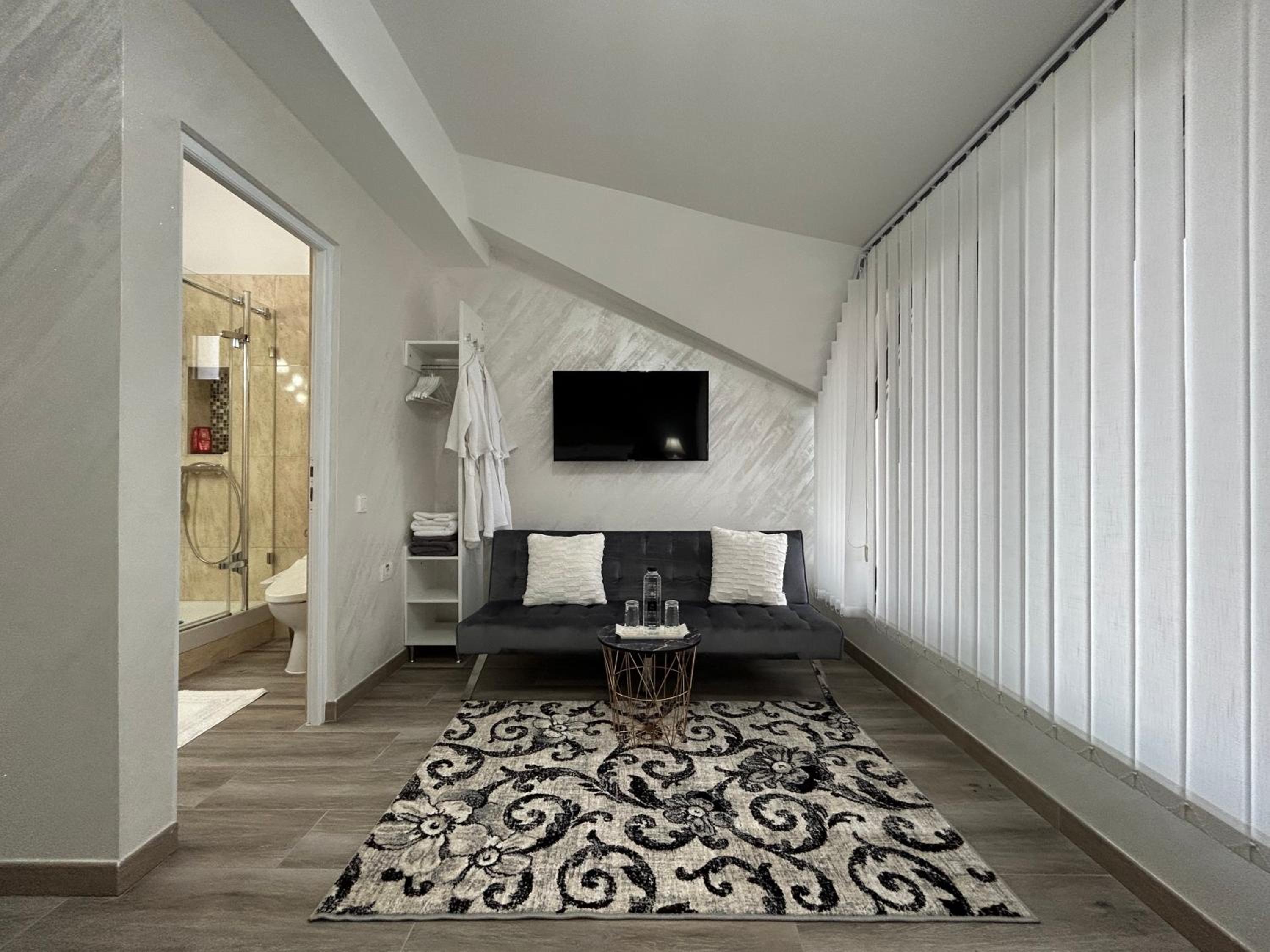 Diplomat Villa