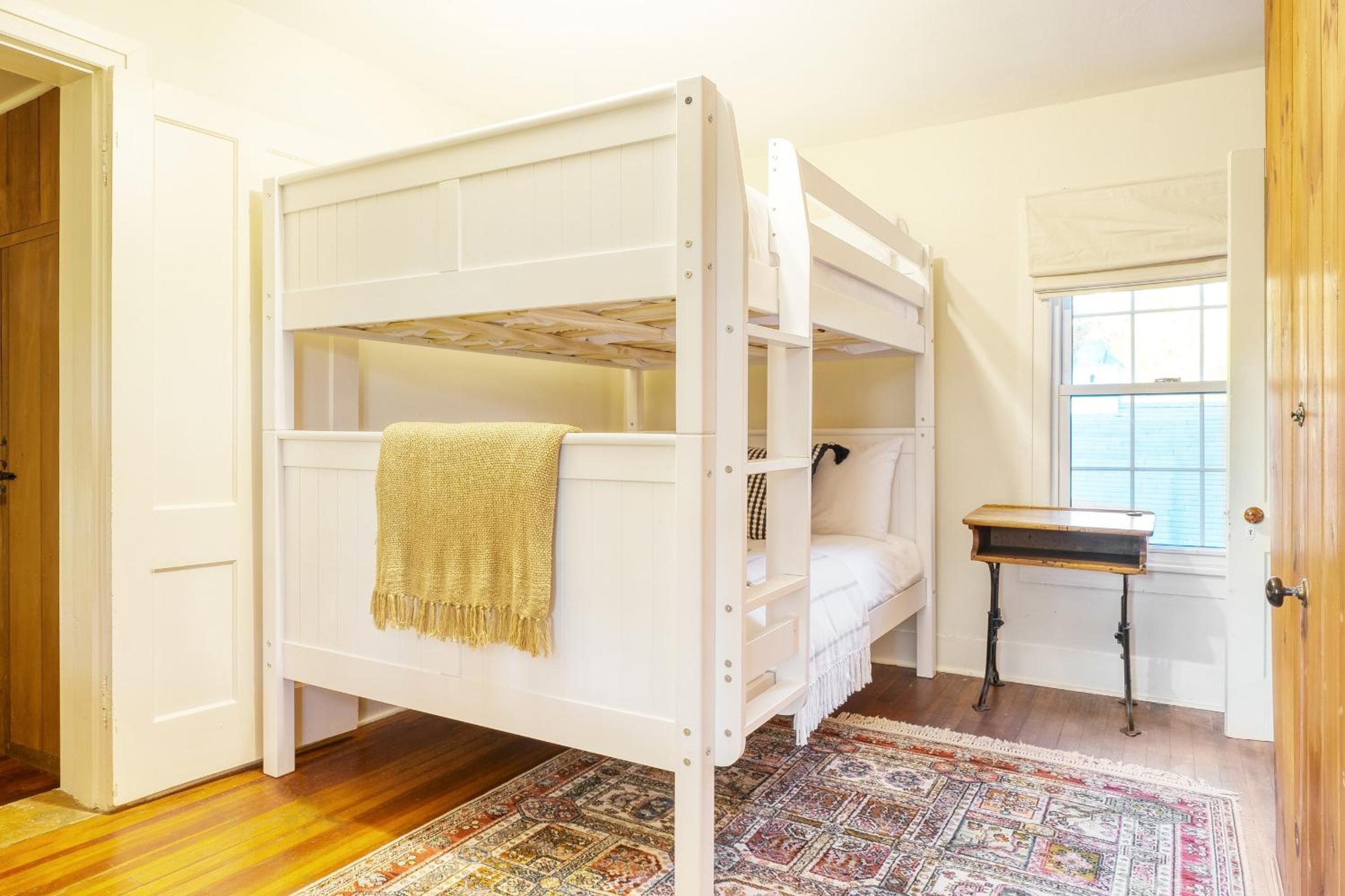 Whitney by AvantStay Private Berkshires Estate