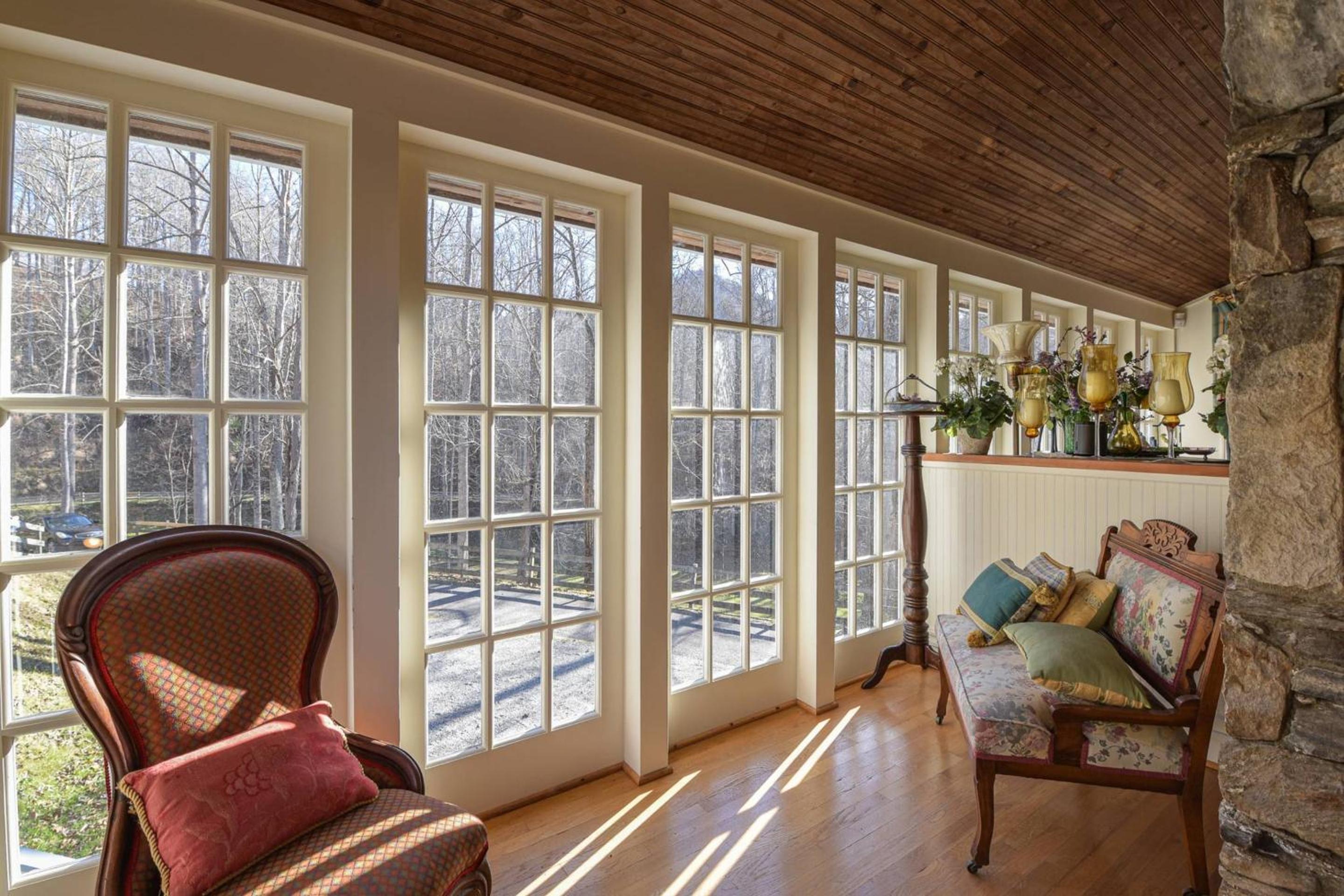 Hamersmith Hollow Retreat by AvantStay Mountain Views