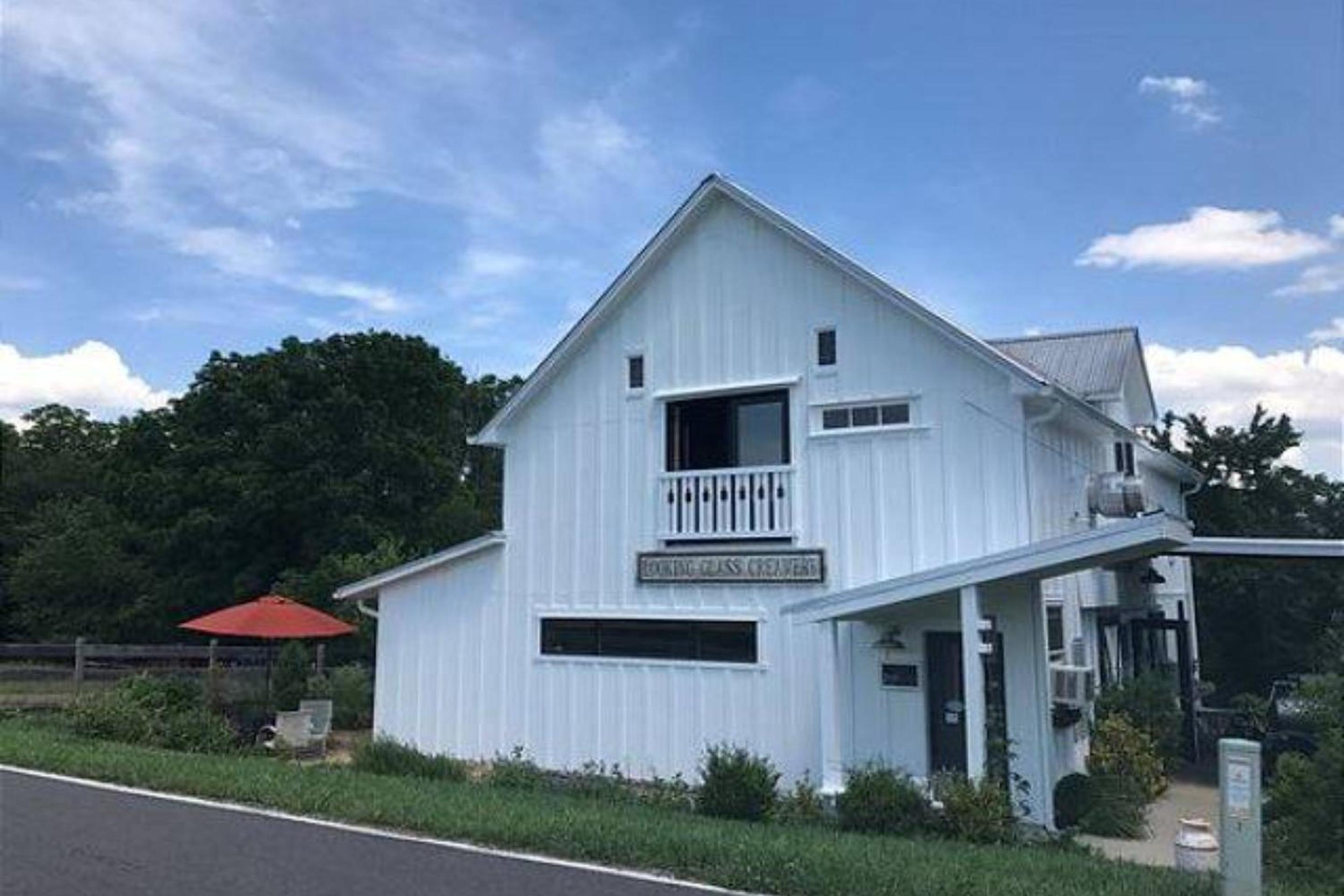 Hickory Nut Hideaway by AvantStay Mountain Views