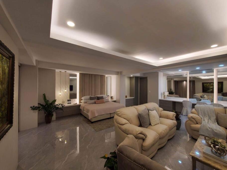 Luxury Suite in BF Homes view 5