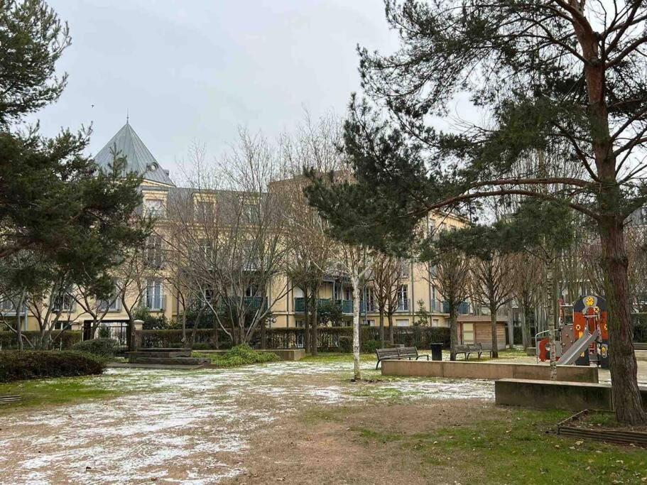 Appartement familial 8 personnes proche de Disney et Paris