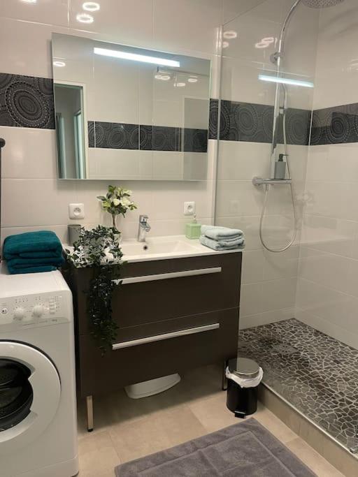 Appartement familial 8 personnes proche de Disney et Paris