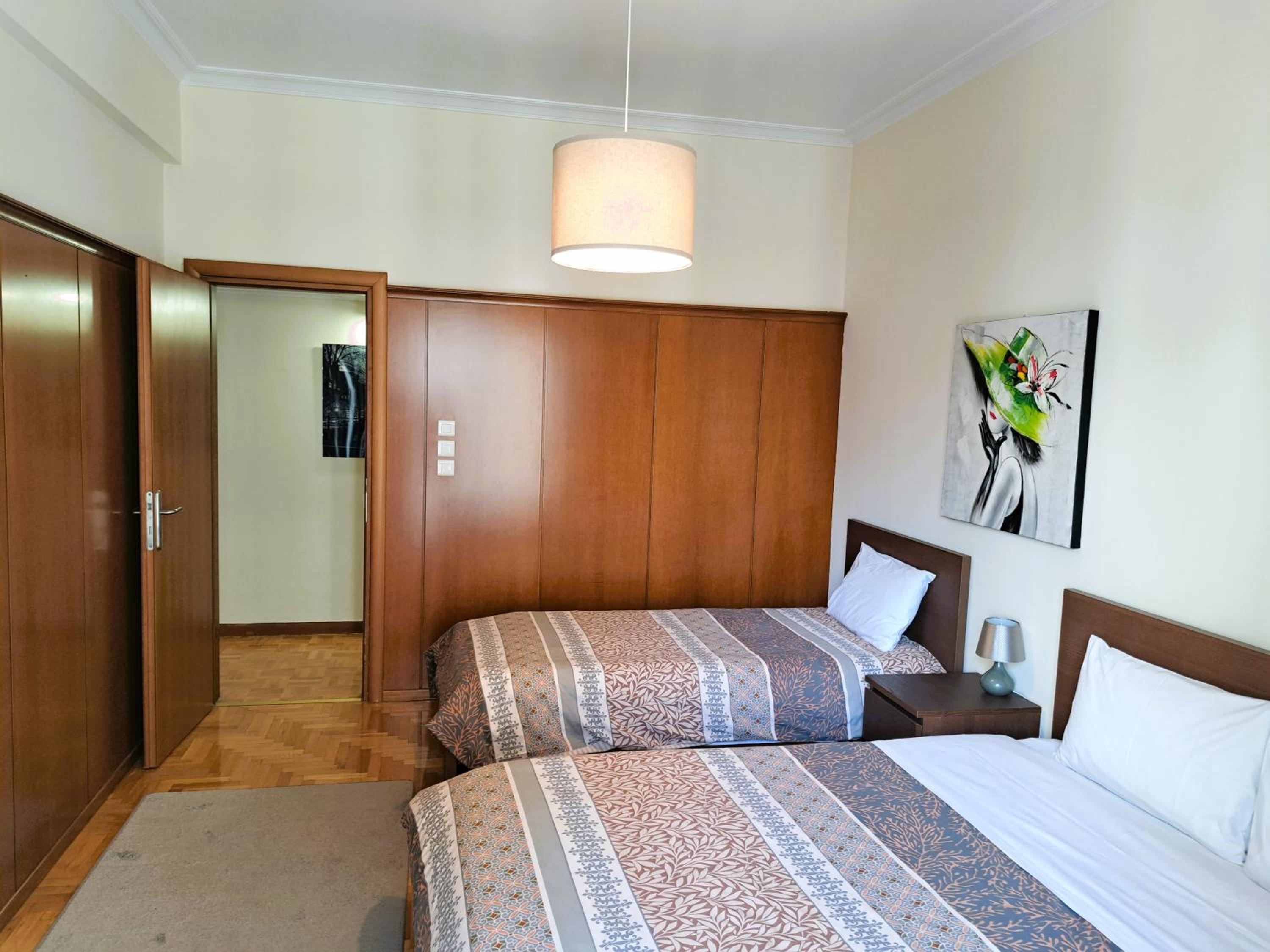 Syntagma-Ermou Apartment