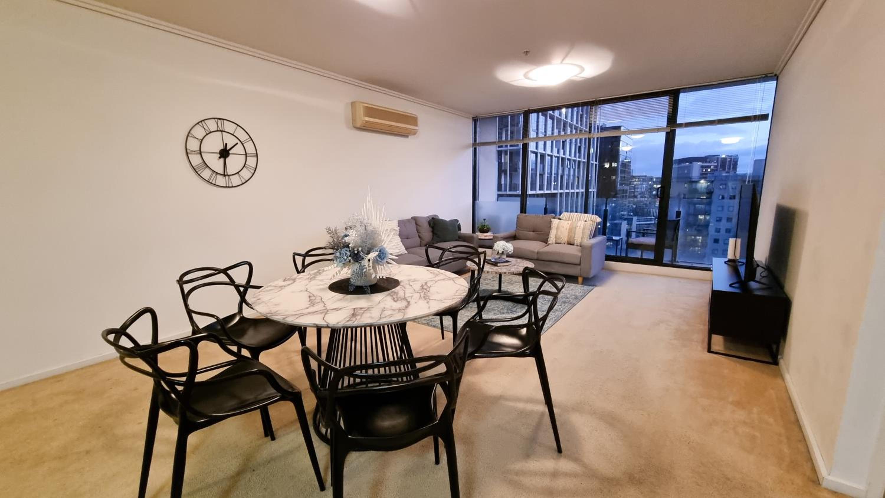 Mega Style Apartments Capri