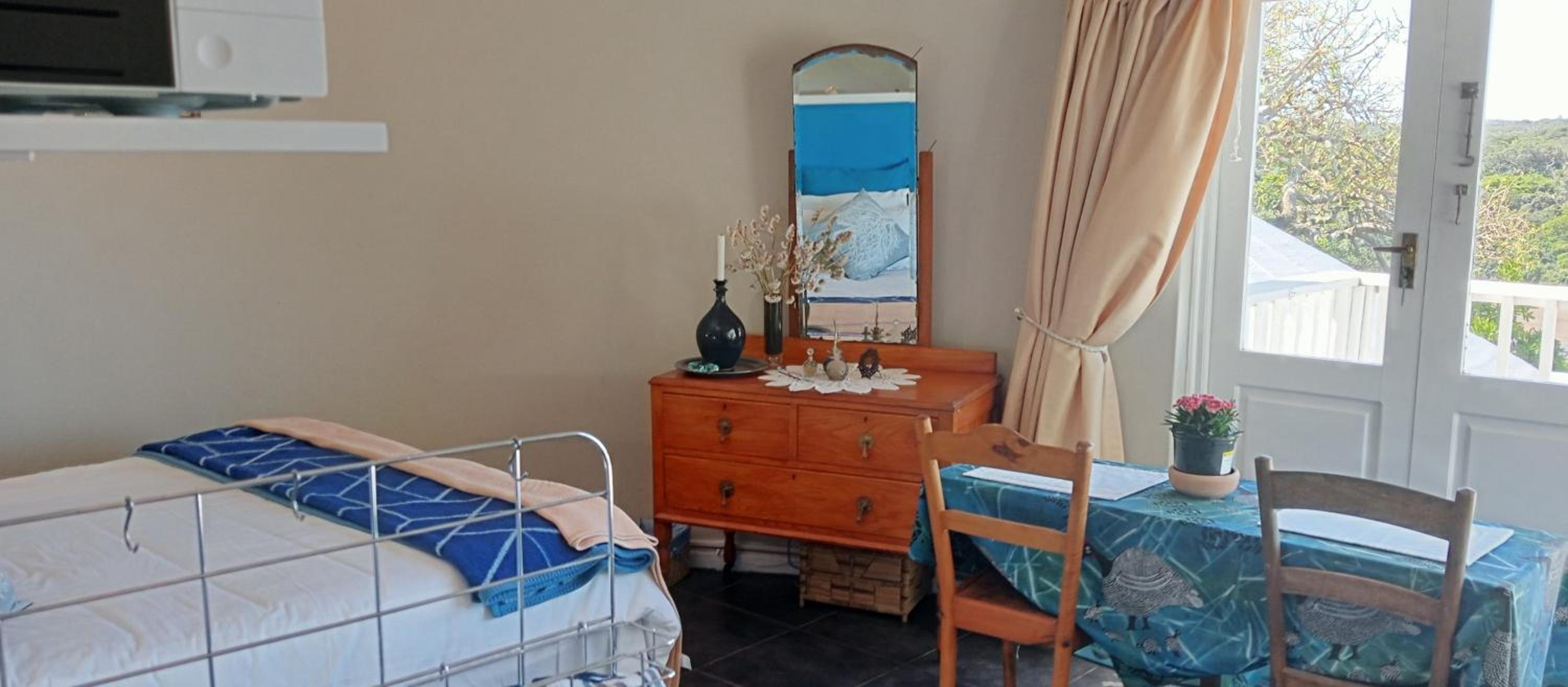 Riverview Loft Suite Bonza Bay view 3