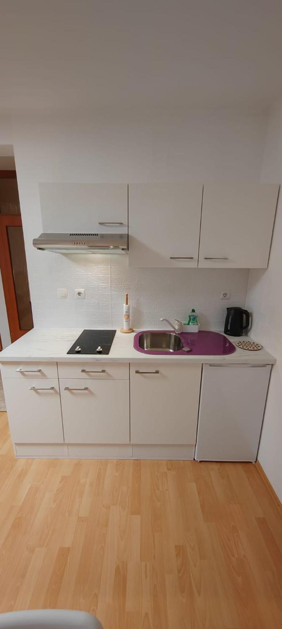 Green House Apartment