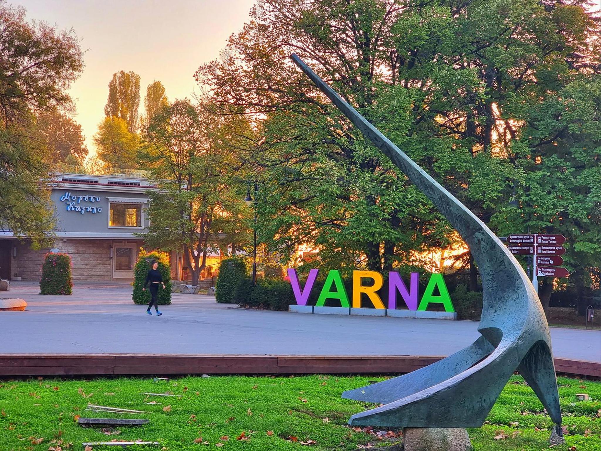 Varna Attic Studio - Варна Атик Студио